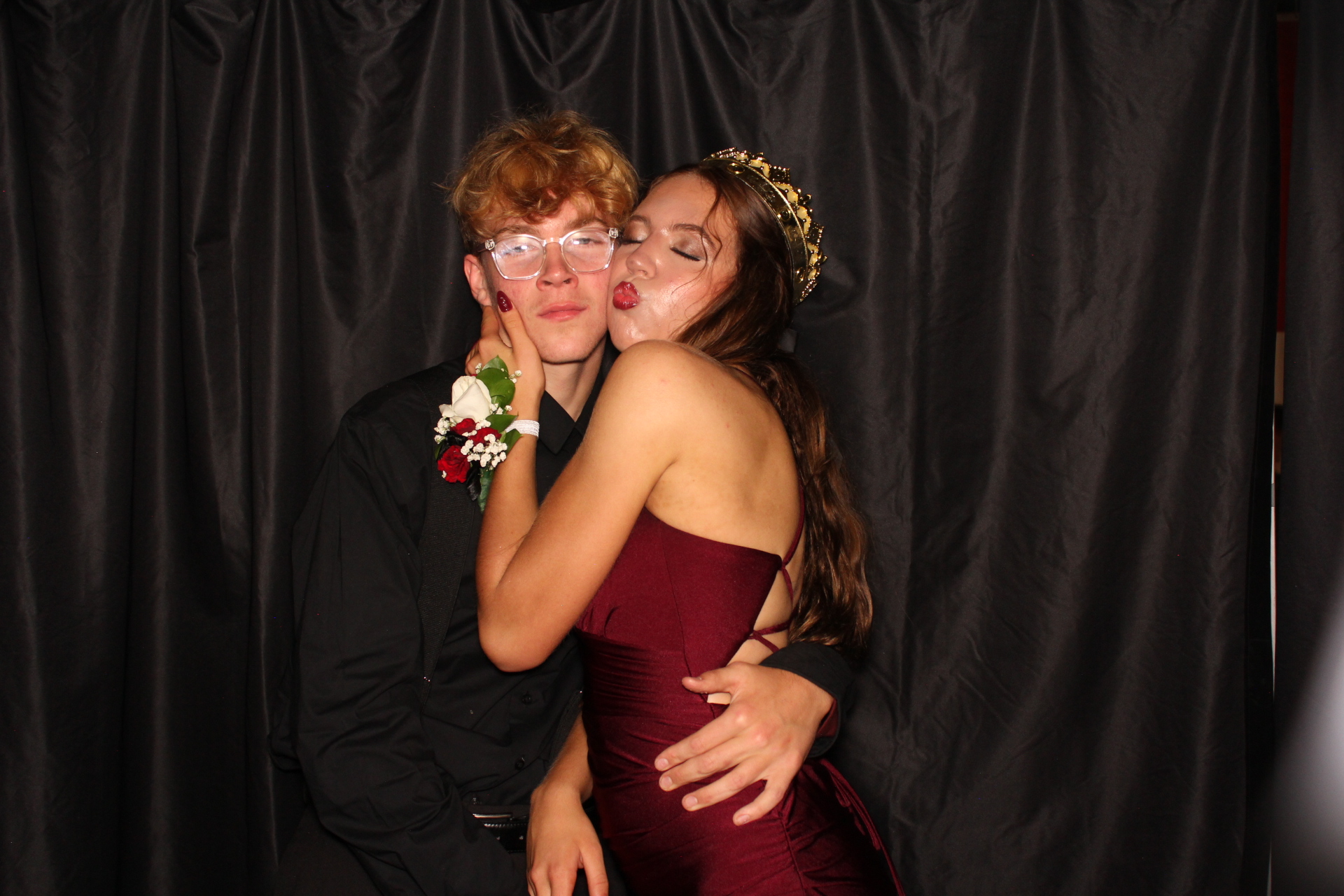DPHS Homecoming | View more photos from the event at gallery.photoboothcincy.com/u/PhotoBoothCincy/DPHS-Homecoming