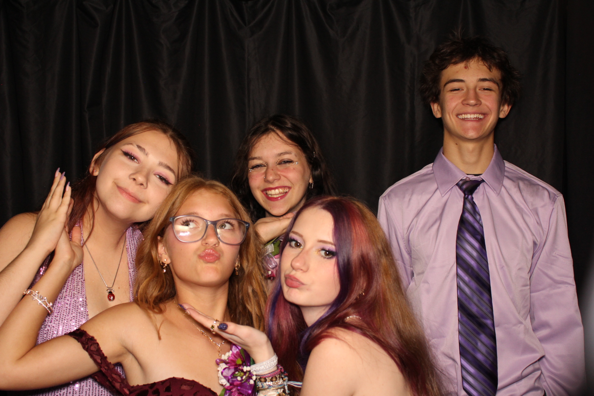 DPHS Homecoming | View more photos from the event at gallery.photoboothcincy.com/u/PhotoBoothCincy/DPHS-Homecoming