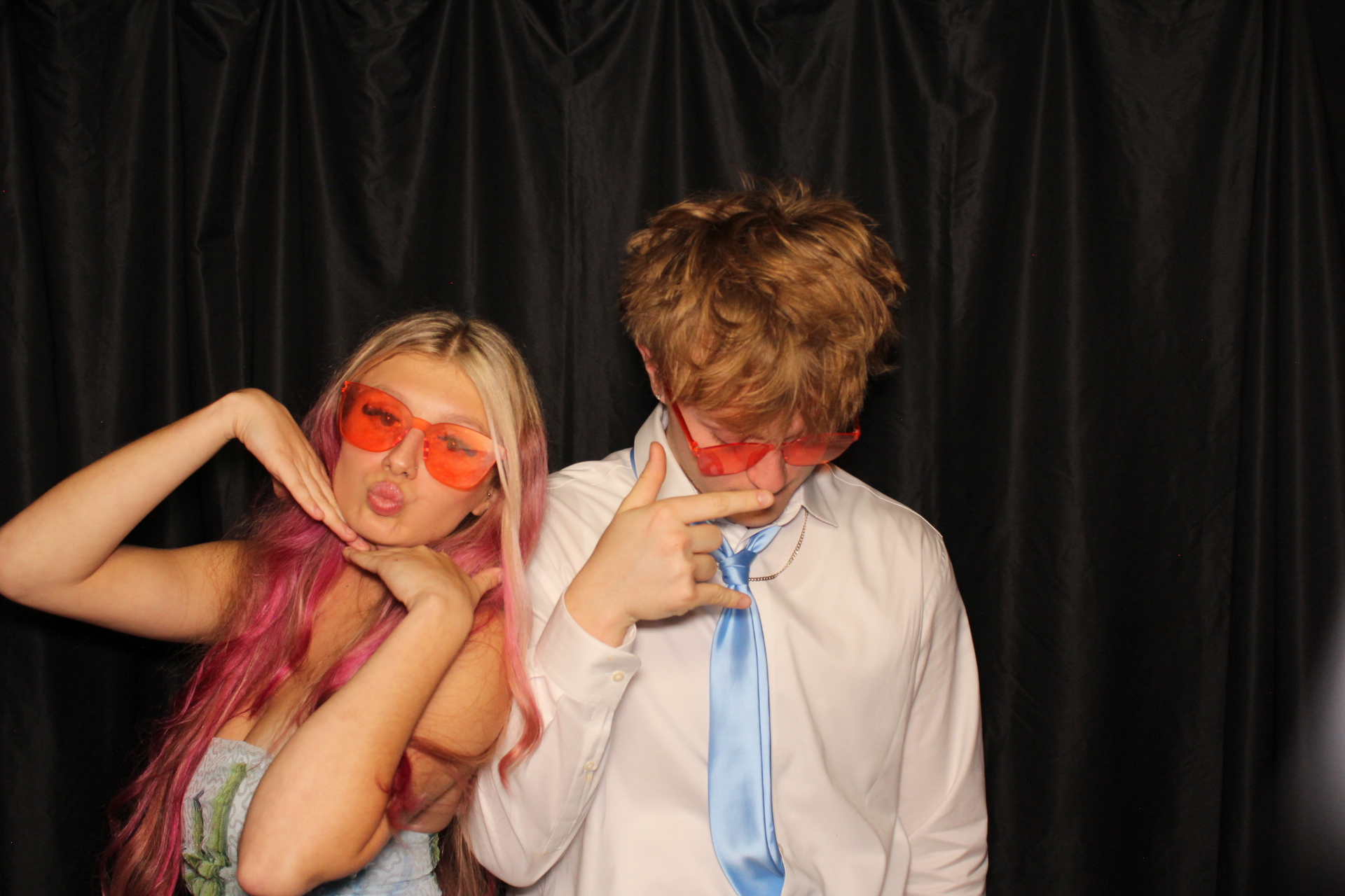 DPHS Homecoming | View more photos from the event at gallery.photoboothcincy.com/u/PhotoBoothCincy/DPHS-Homecoming