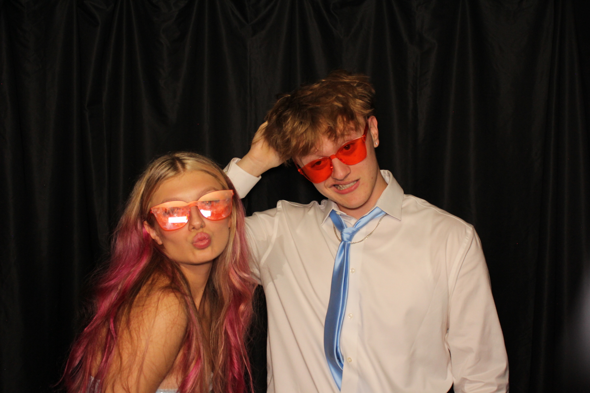 DPHS Homecoming | View more photos from the event at gallery.photoboothcincy.com/u/PhotoBoothCincy/DPHS-Homecoming