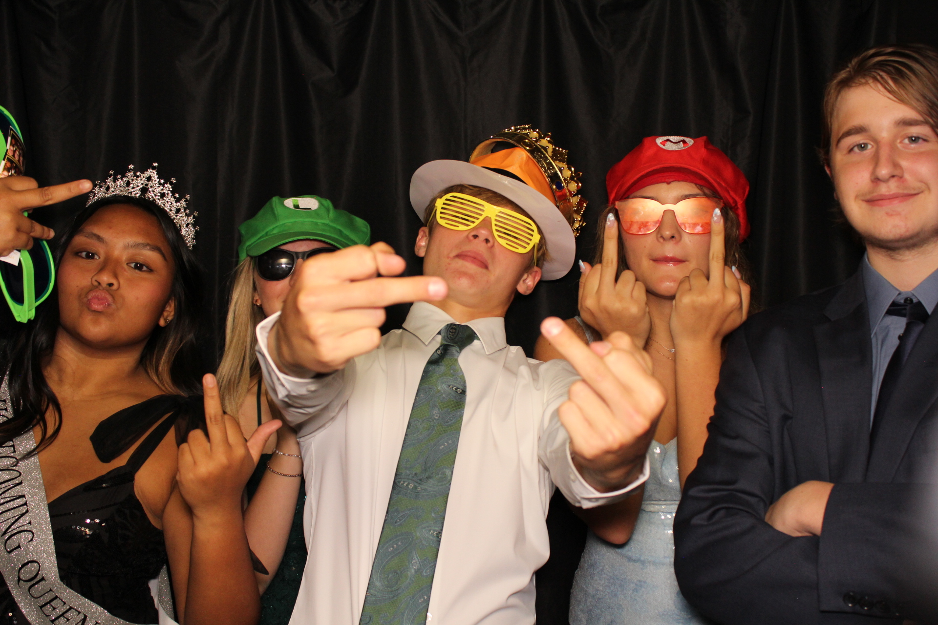 DPHS Homecoming | View more photos from the event at gallery.photoboothcincy.com/u/PhotoBoothCincy/DPHS-Homecoming