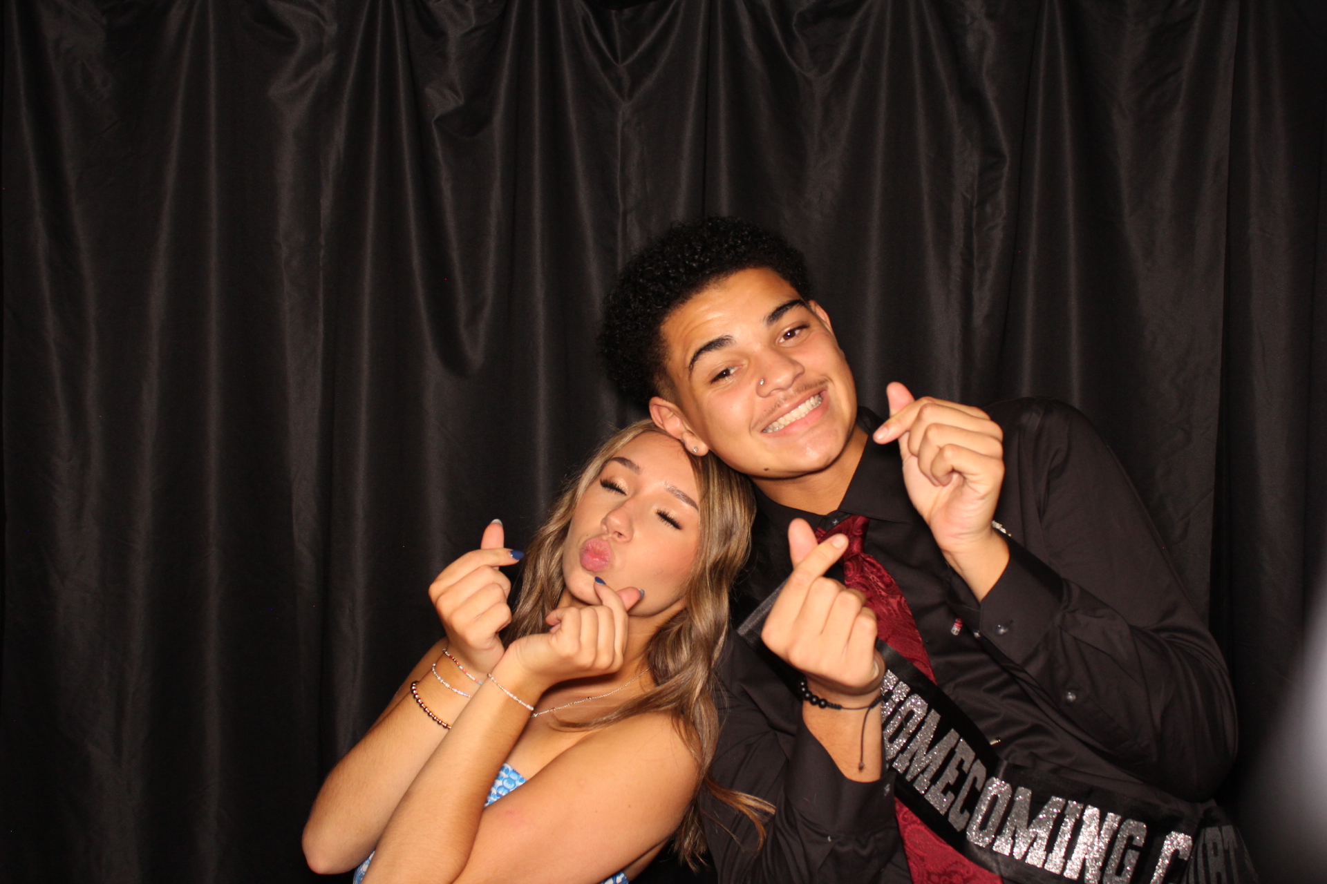 DPHS Homecoming | View more photos from the event at gallery.photoboothcincy.com/u/PhotoBoothCincy/DPHS-Homecoming