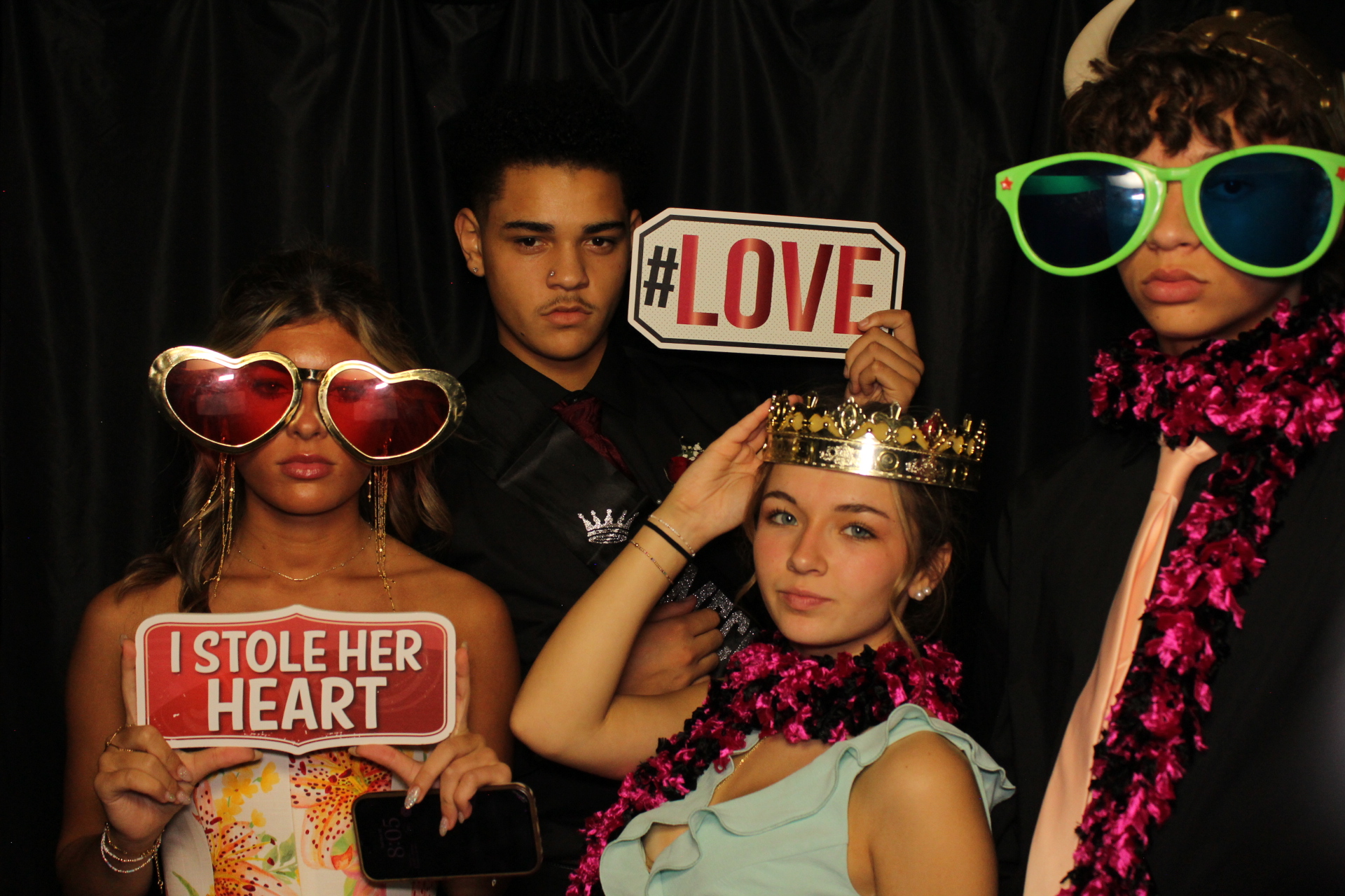 DPHS Homecoming | View more photos from the event at gallery.photoboothcincy.com/u/PhotoBoothCincy/DPHS-Homecoming