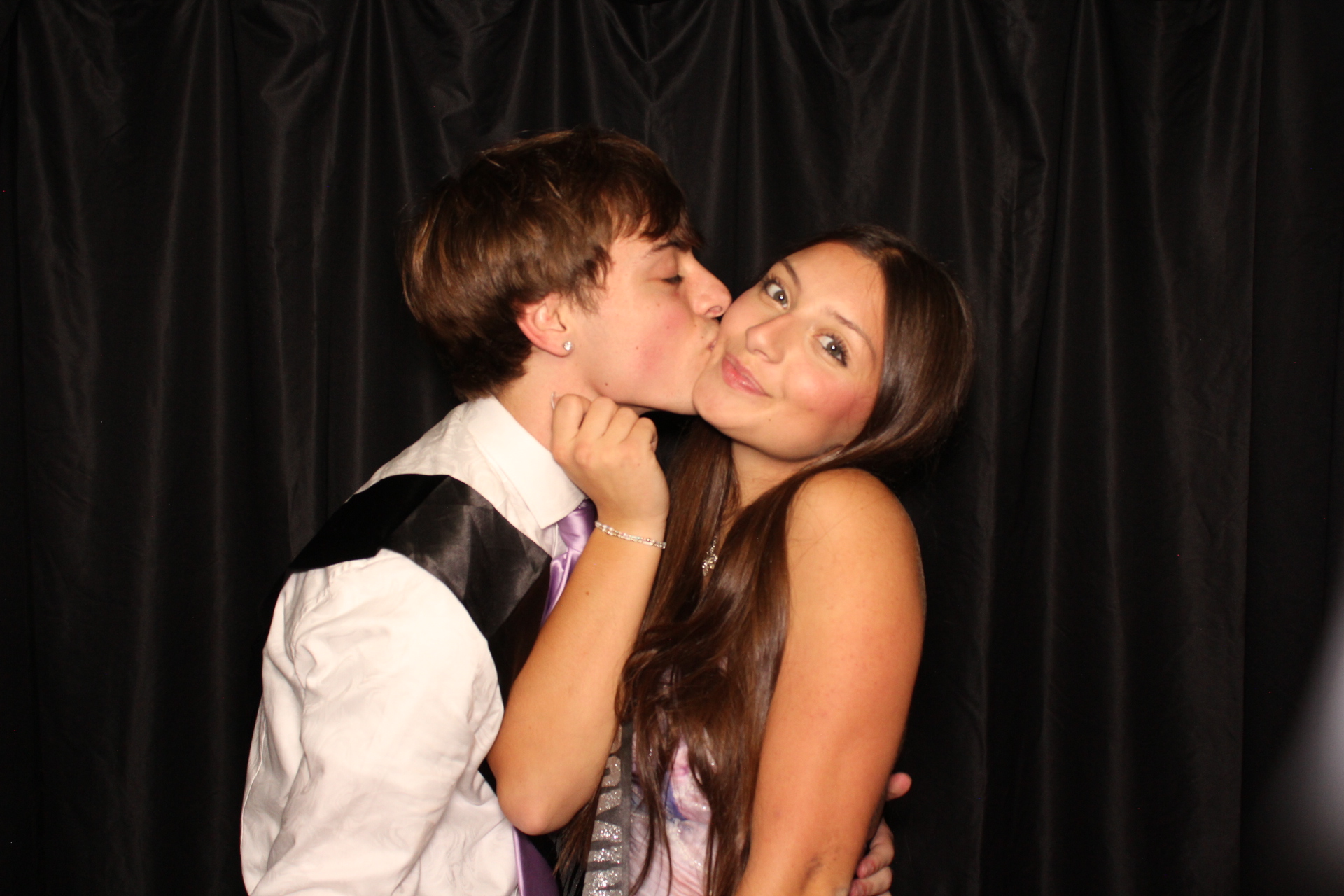 DPHS Homecoming | View more photos from the event at gallery.photoboothcincy.com/u/PhotoBoothCincy/DPHS-Homecoming