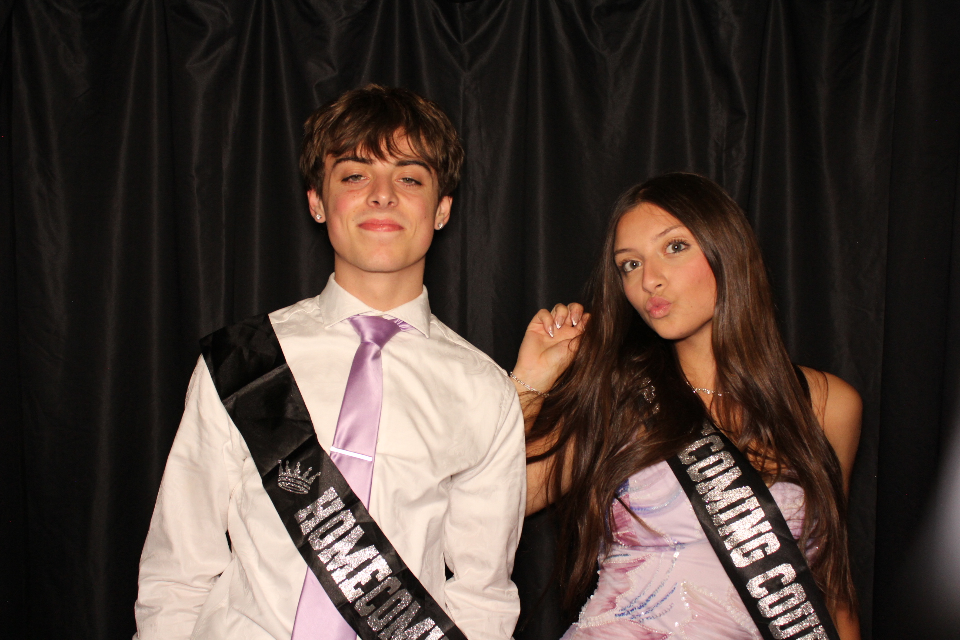 DPHS Homecoming | View more photos from the event at gallery.photoboothcincy.com/u/PhotoBoothCincy/DPHS-Homecoming