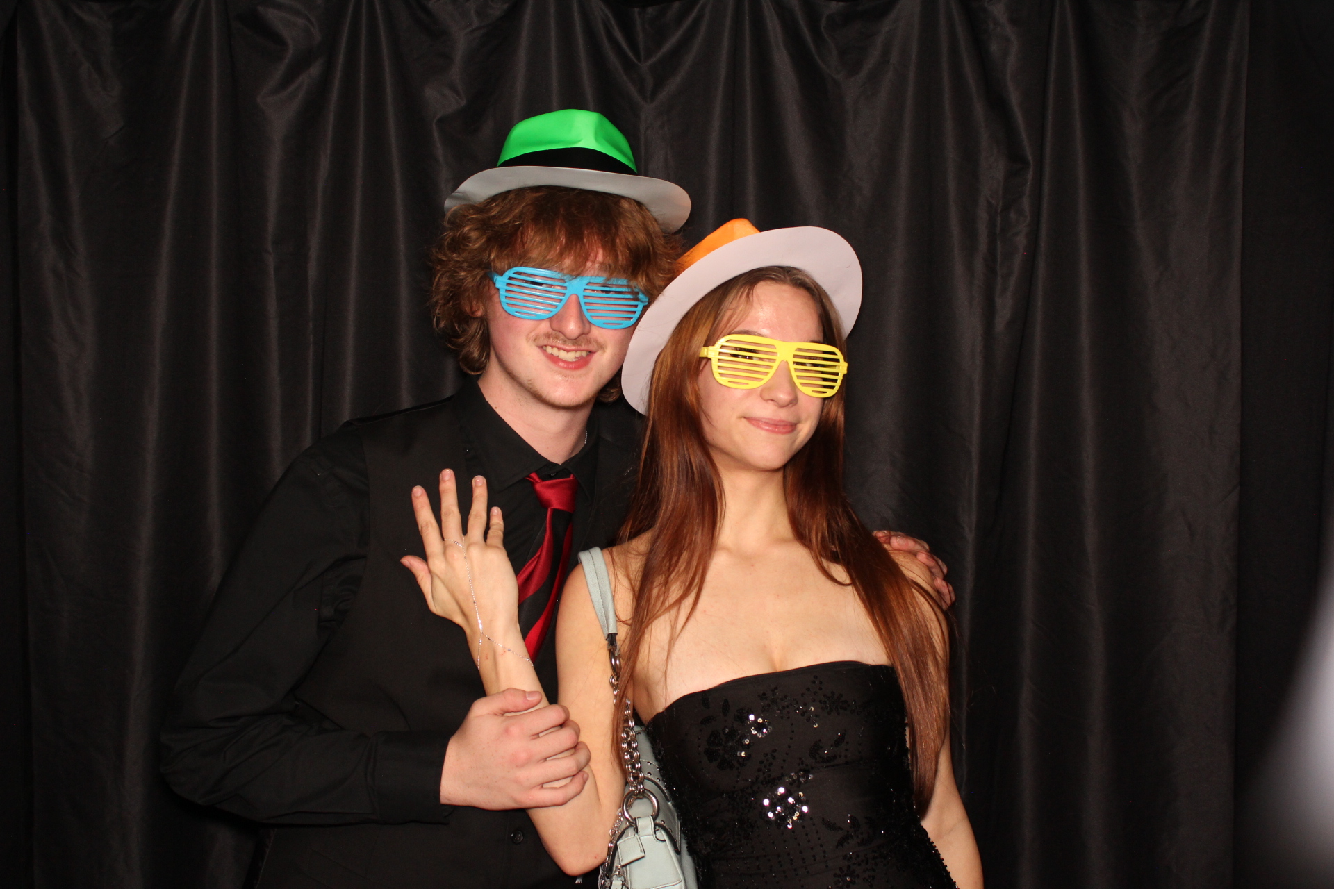 DPHS Homecoming | View more photos from the event at gallery.photoboothcincy.com/u/PhotoBoothCincy/DPHS-Homecoming