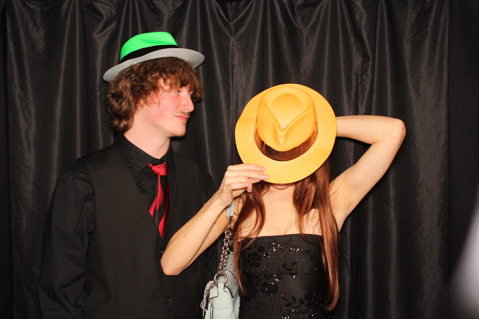 DPHS Homecoming | View more photos from the event at gallery.photoboothcincy.com/u/PhotoBoothCincy/DPHS-Homecoming