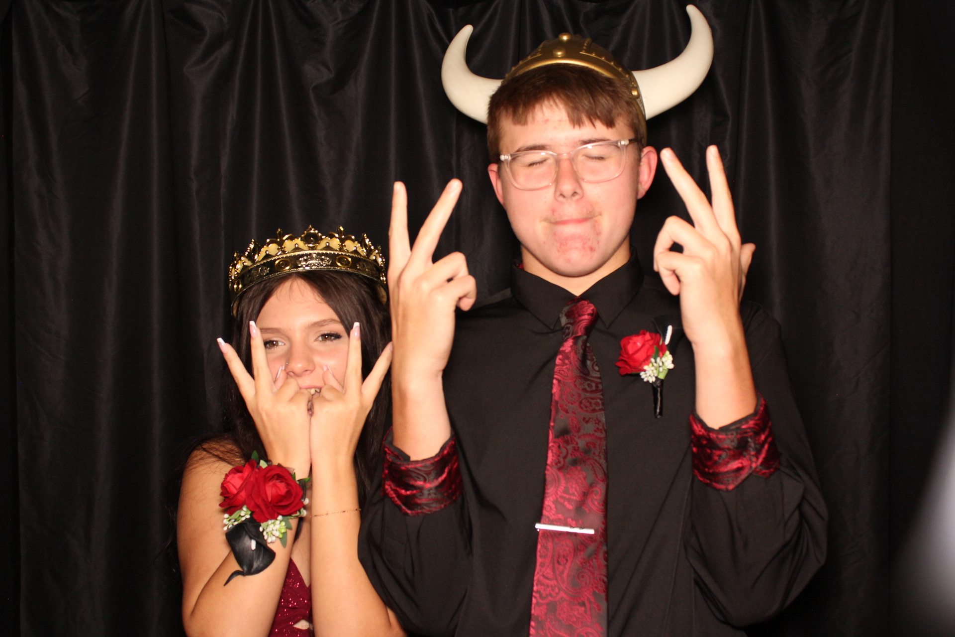 DPHS Homecoming | View more photos from the event at gallery.photoboothcincy.com/u/PhotoBoothCincy/DPHS-Homecoming