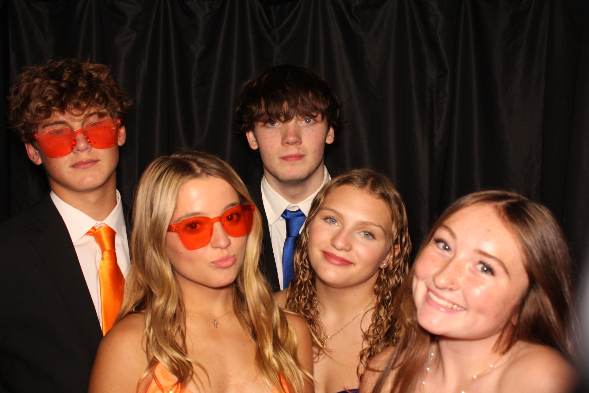 DPHS Homecoming | View more photos from the event at gallery.photoboothcincy.com/u/PhotoBoothCincy/DPHS-Homecoming