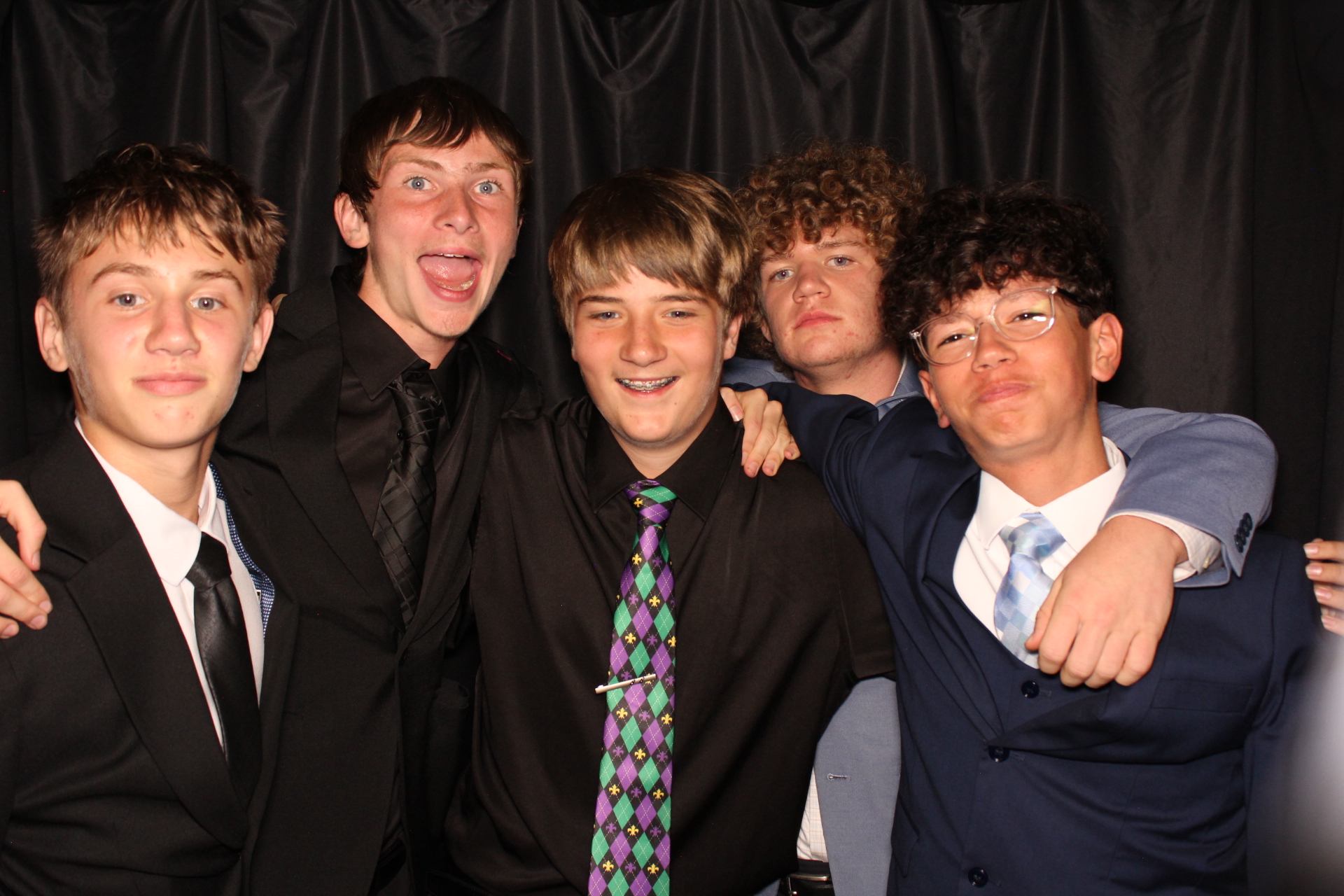 DPHS Homecoming | View more photos from the event at gallery.photoboothcincy.com/u/PhotoBoothCincy/DPHS-Homecoming