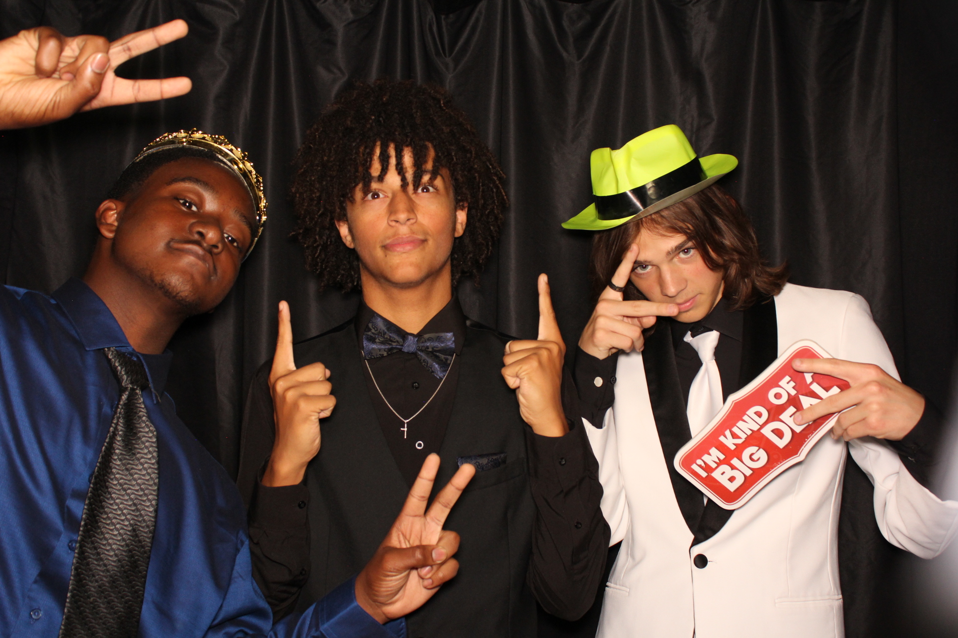DPHS Homecoming | View more photos from the event at gallery.photoboothcincy.com/u/PhotoBoothCincy/DPHS-Homecoming