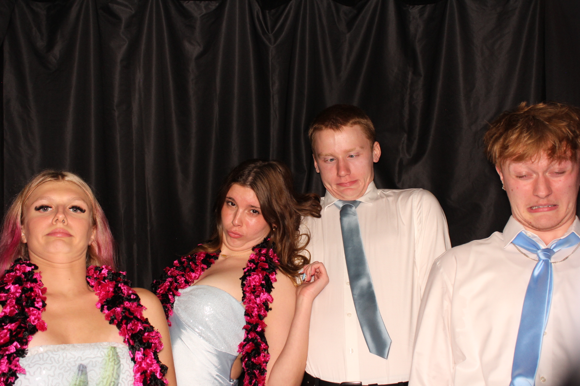 DPHS Homecoming | View more photos from the event at gallery.photoboothcincy.com/u/PhotoBoothCincy/DPHS-Homecoming