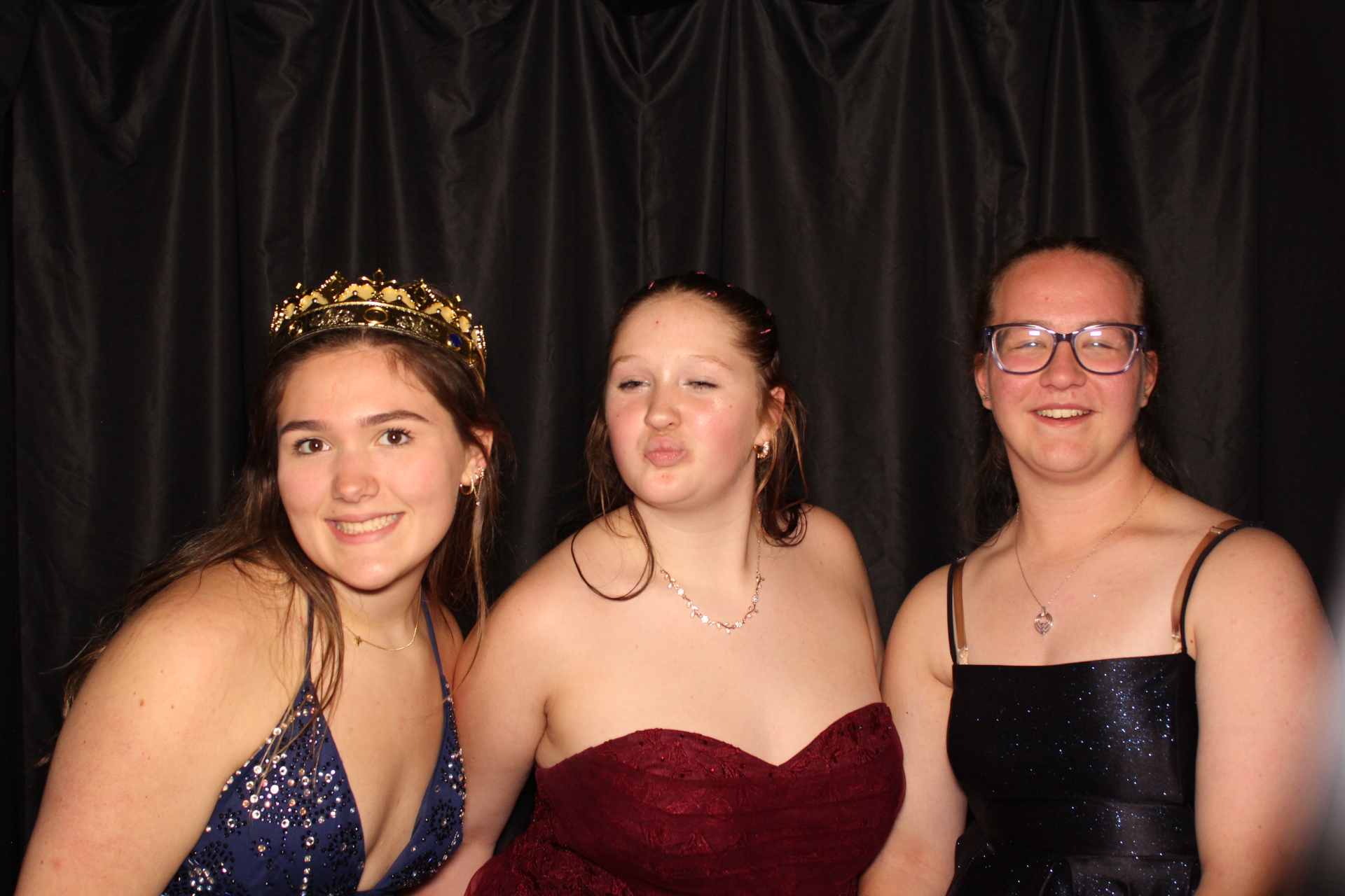 DPHS Homecoming | View more photos from the event at gallery.photoboothcincy.com/u/PhotoBoothCincy/DPHS-Homecoming