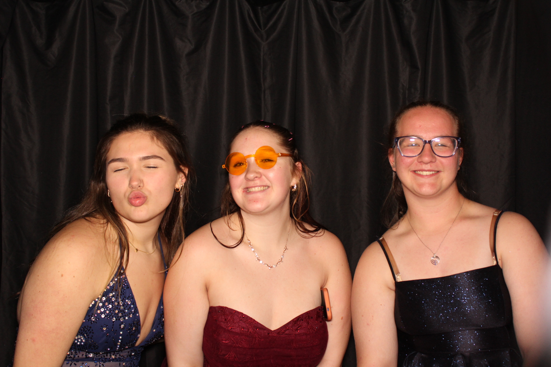 DPHS Homecoming | View more photos from the event at gallery.photoboothcincy.com/u/PhotoBoothCincy/DPHS-Homecoming