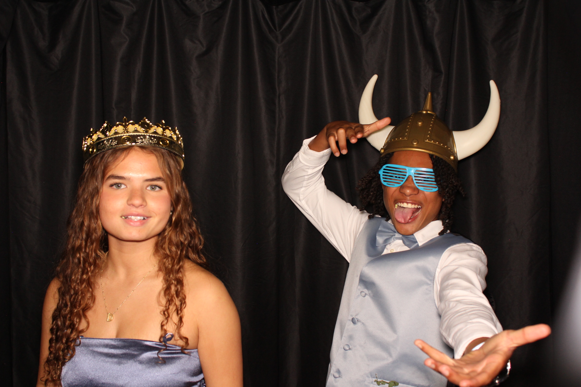 DPHS Homecoming | View more photos from the event at gallery.photoboothcincy.com/u/PhotoBoothCincy/DPHS-Homecoming