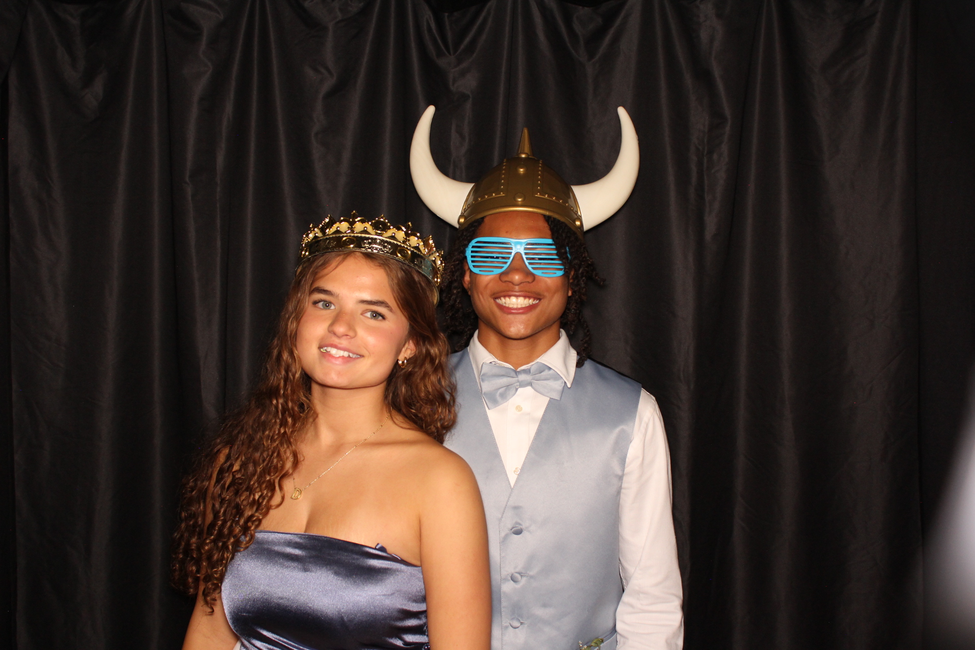 DPHS Homecoming | View more photos from the event at gallery.photoboothcincy.com/u/PhotoBoothCincy/DPHS-Homecoming
