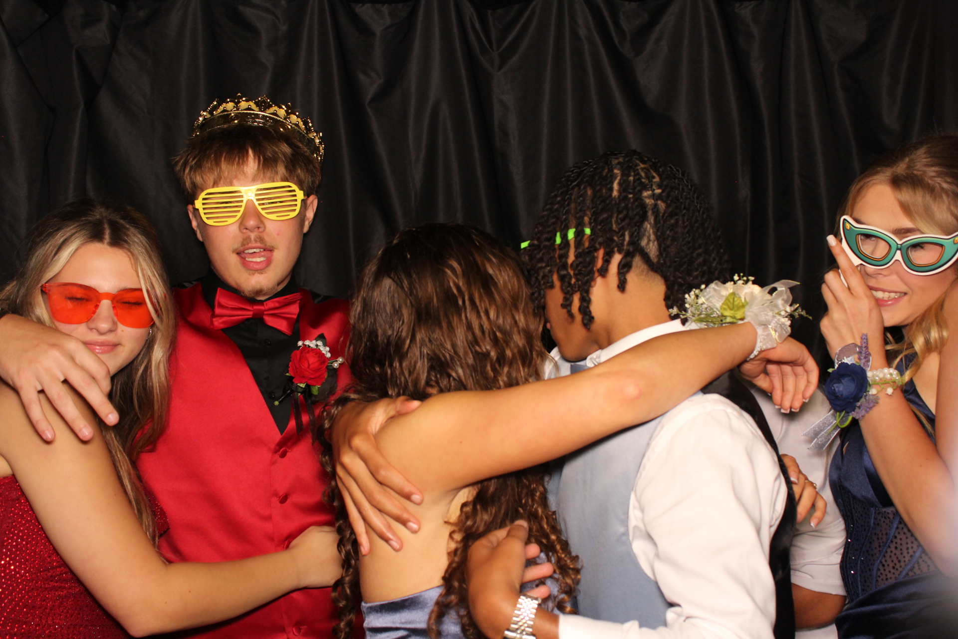 DPHS Homecoming | View more photos from the event at gallery.photoboothcincy.com/u/PhotoBoothCincy/DPHS-Homecoming
