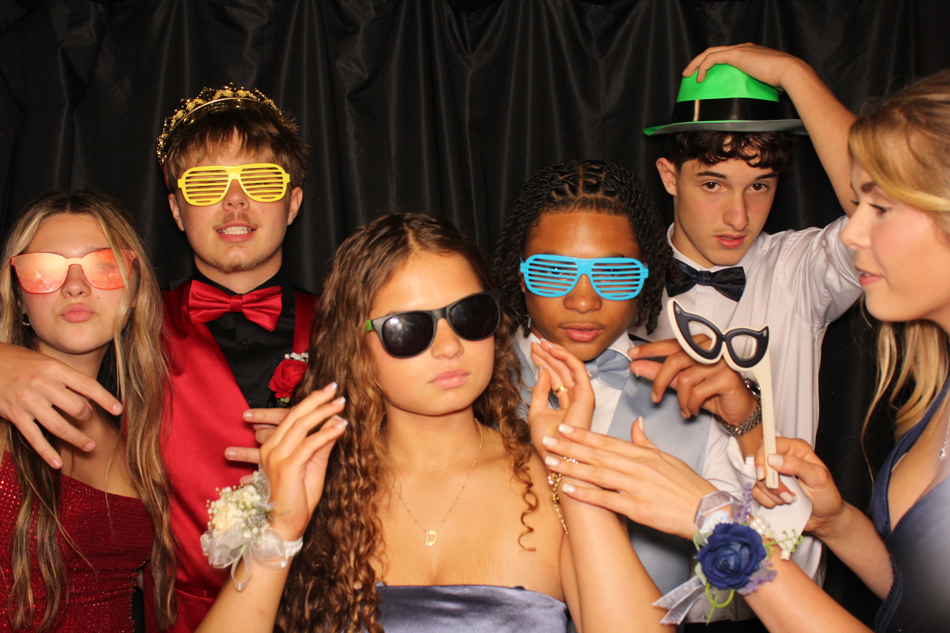 DPHS Homecoming | View more photos from the event at gallery.photoboothcincy.com/u/PhotoBoothCincy/DPHS-Homecoming