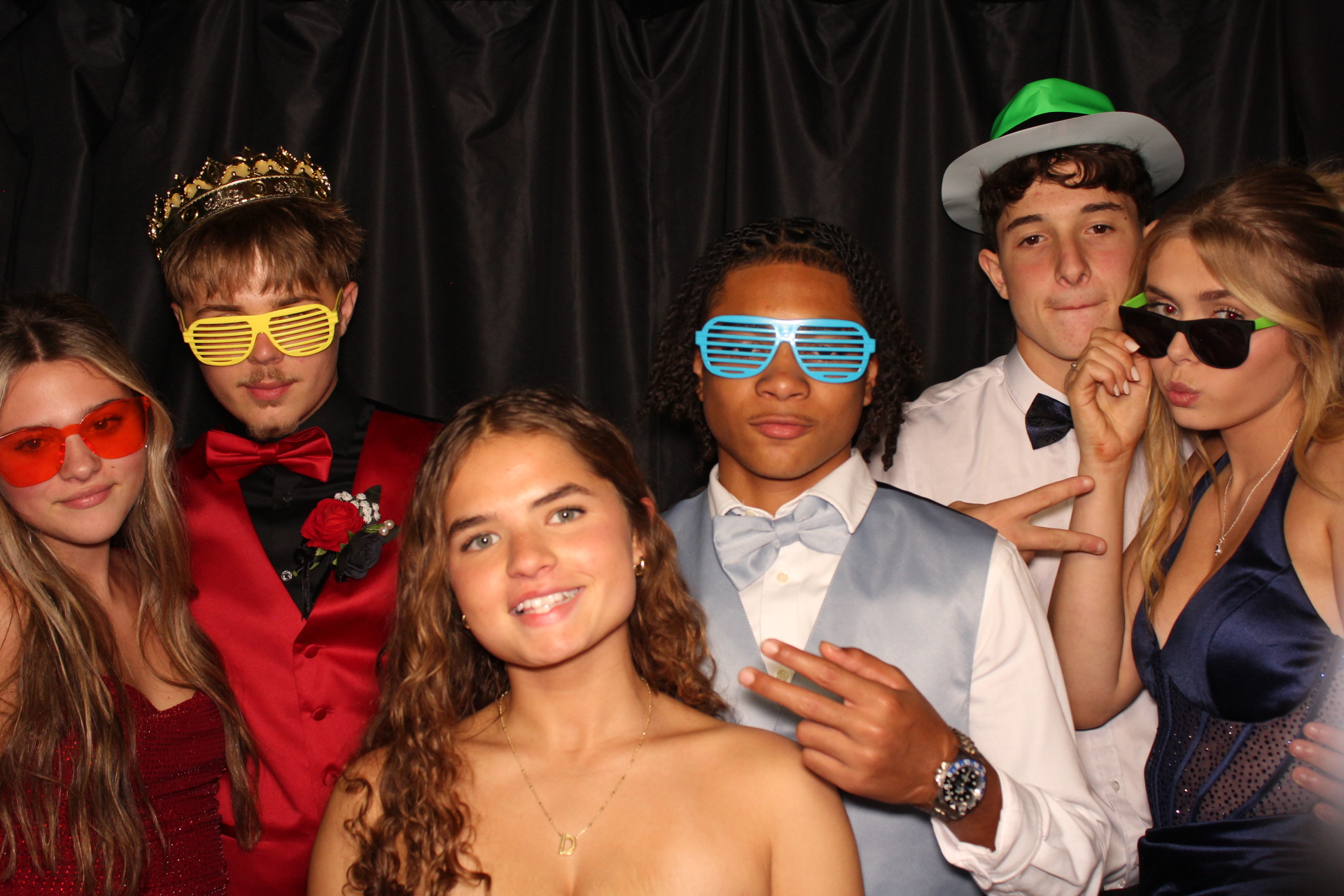 DPHS Homecoming | View more photos from the event at gallery.photoboothcincy.com/u/PhotoBoothCincy/DPHS-Homecoming