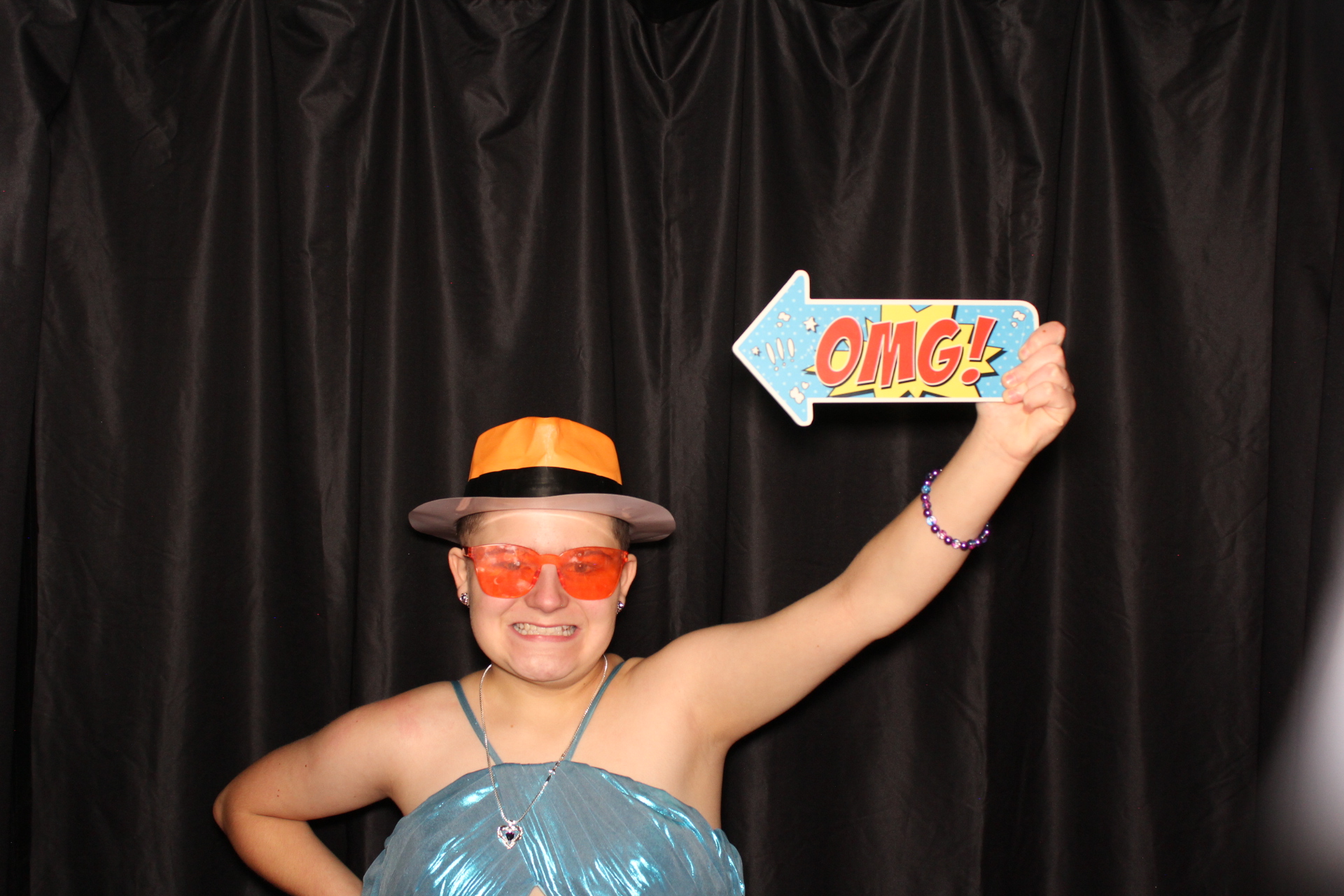 DPHS Homecoming | View more photos from the event at gallery.photoboothcincy.com/u/PhotoBoothCincy/DPHS-Homecoming