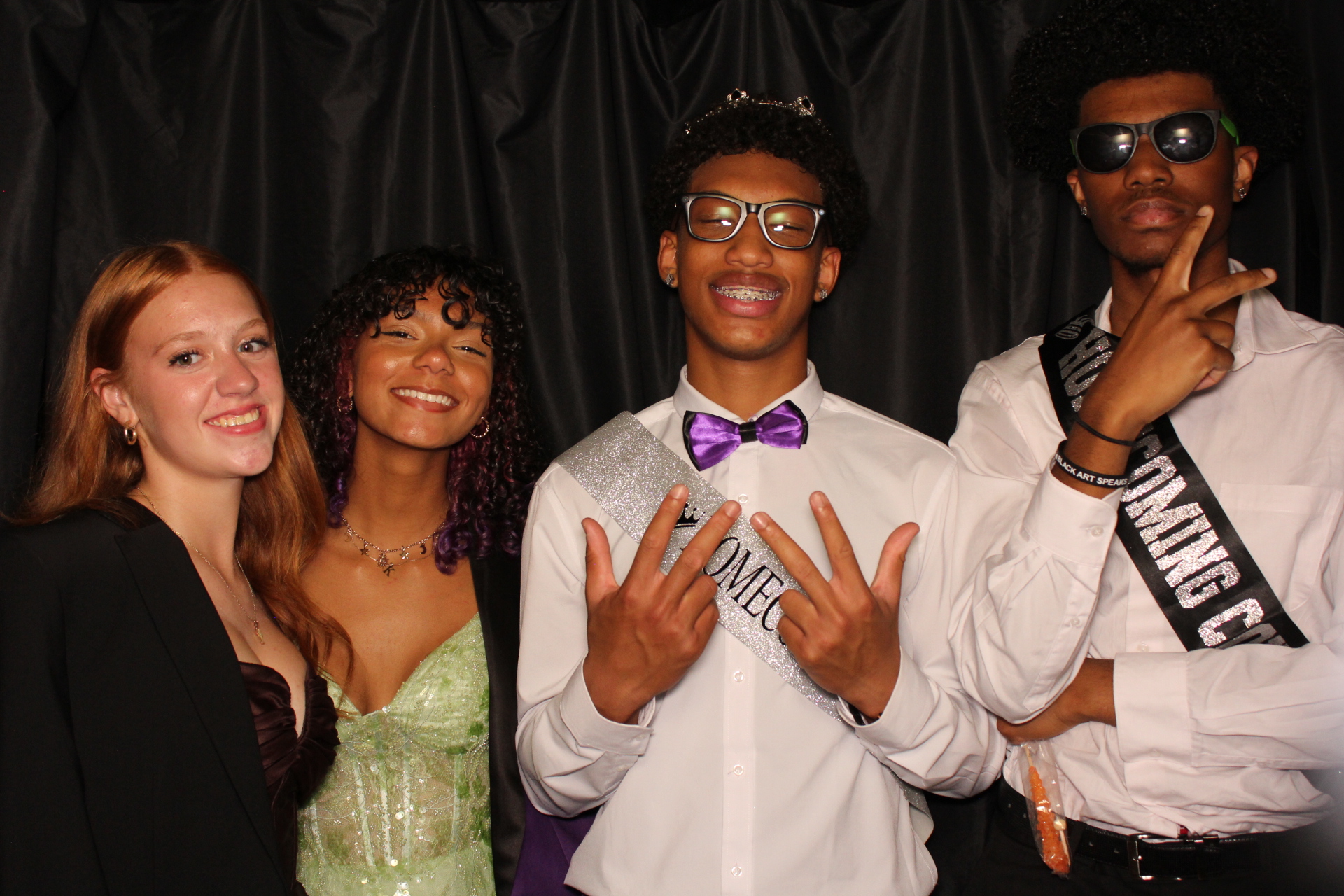 DPHS Homecoming | View more photos from the event at gallery.photoboothcincy.com/u/PhotoBoothCincy/DPHS-Homecoming