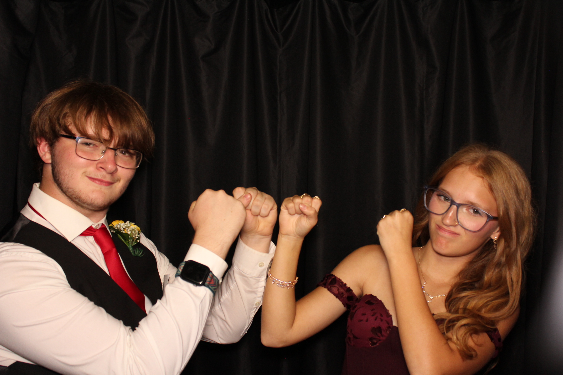 DPHS Homecoming | View more photos from the event at gallery.photoboothcincy.com/u/PhotoBoothCincy/DPHS-Homecoming