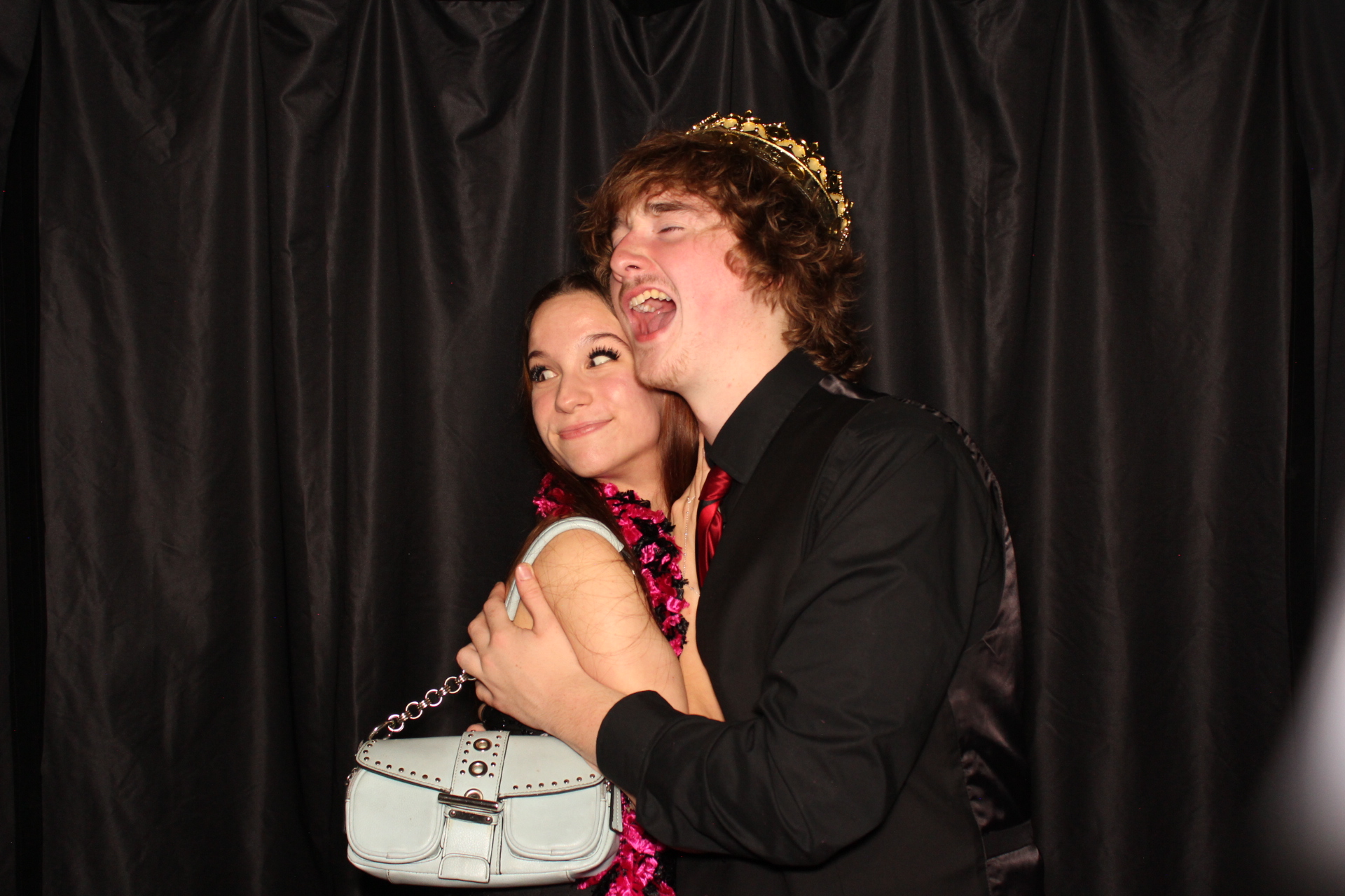 DPHS Homecoming | View more photos from the event at gallery.photoboothcincy.com/u/PhotoBoothCincy/DPHS-Homecoming