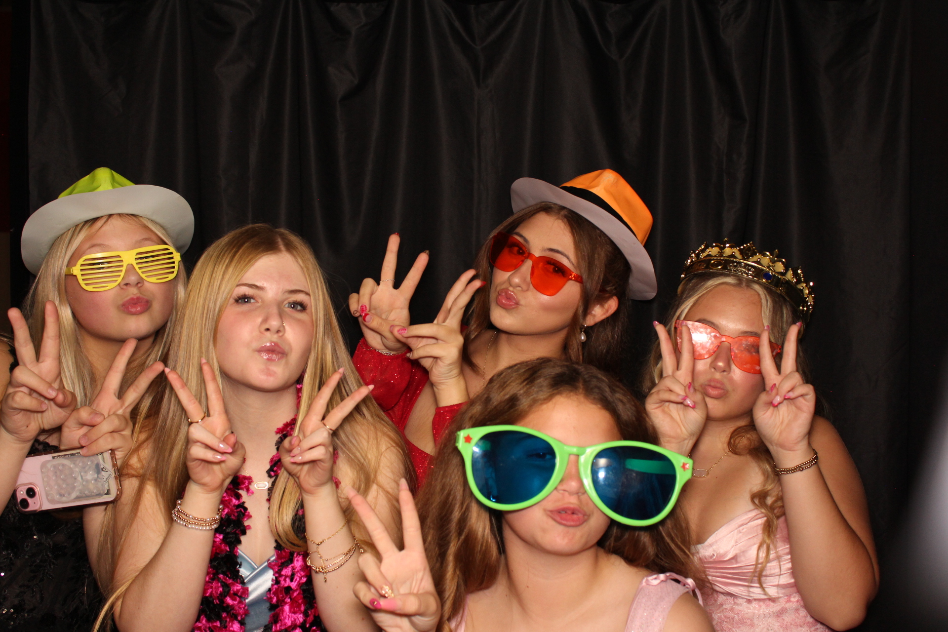 DPHS Homecoming | View more photos from the event at gallery.photoboothcincy.com/u/PhotoBoothCincy/DPHS-Homecoming