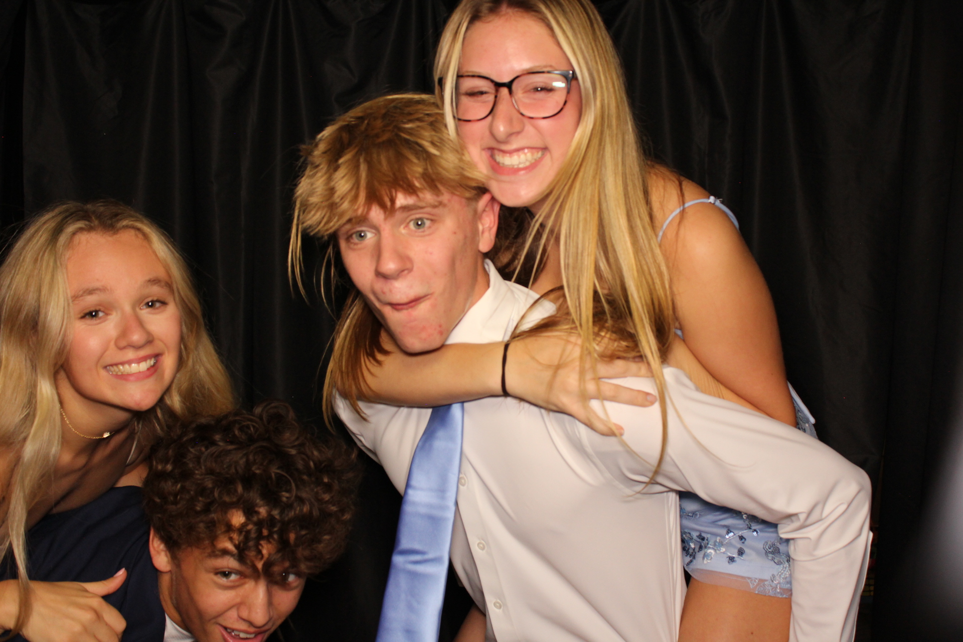 DPHS Homecoming | View more photos from the event at gallery.photoboothcincy.com/u/PhotoBoothCincy/DPHS-Homecoming