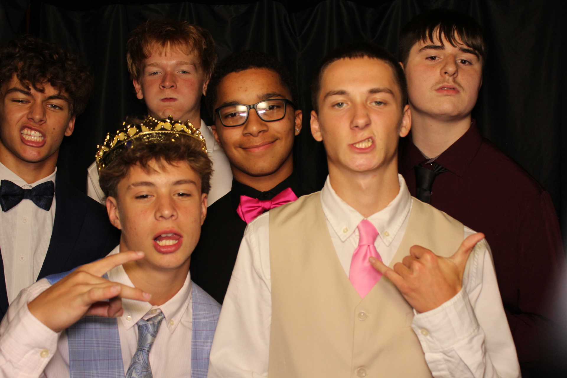 DPHS Homecoming | View more photos from the event at gallery.photoboothcincy.com/u/PhotoBoothCincy/DPHS-Homecoming