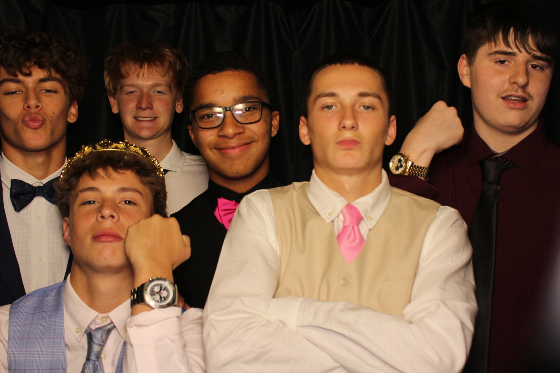 DPHS Homecoming | View more photos from the event at gallery.photoboothcincy.com/u/PhotoBoothCincy/DPHS-Homecoming