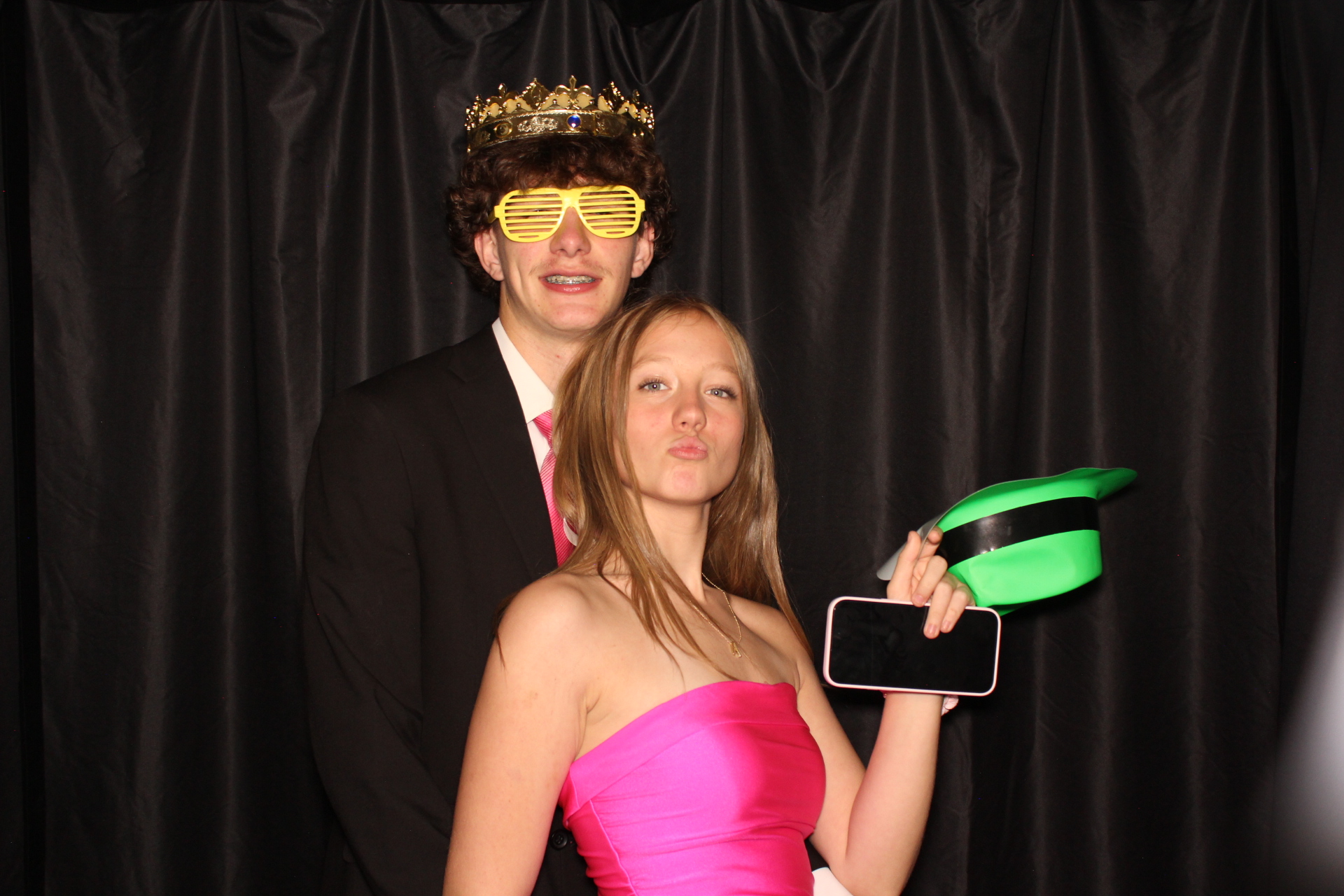 DPHS Homecoming | View more photos from the event at gallery.photoboothcincy.com/u/PhotoBoothCincy/DPHS-Homecoming