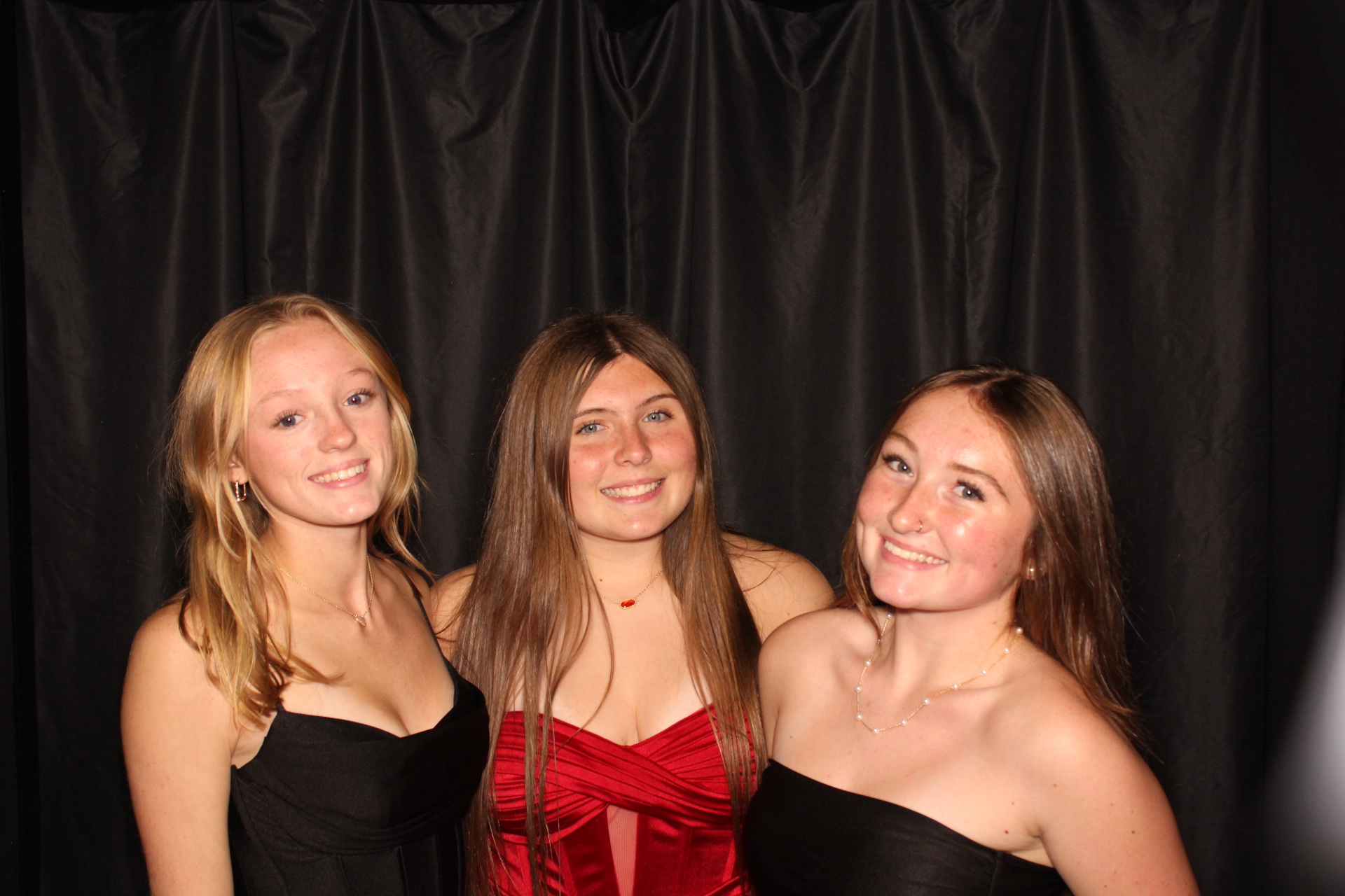 DPHS Homecoming | View more photos from the event at gallery.photoboothcincy.com/u/PhotoBoothCincy/DPHS-Homecoming