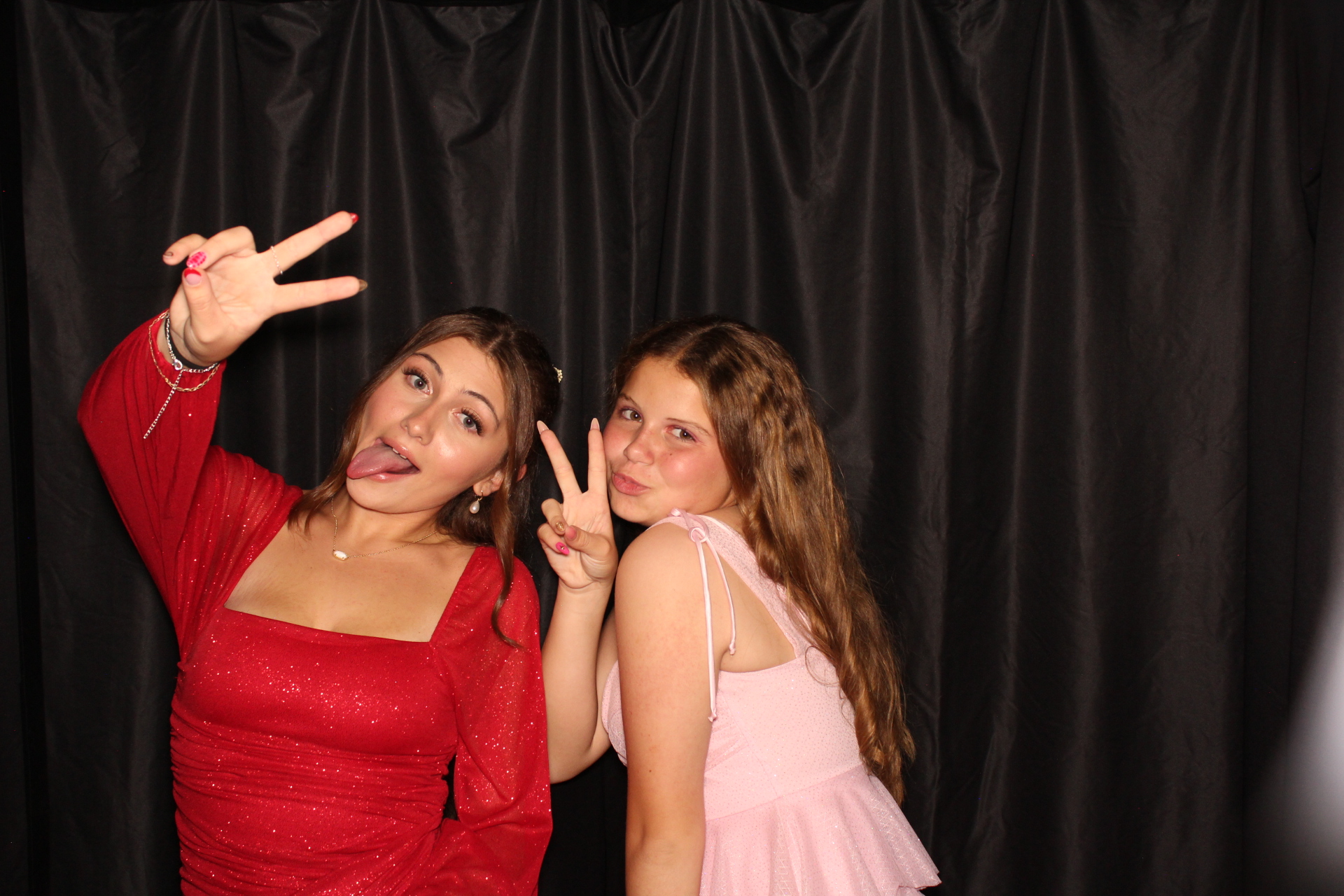 DPHS Homecoming | View more photos from the event at gallery.photoboothcincy.com/u/PhotoBoothCincy/DPHS-Homecoming