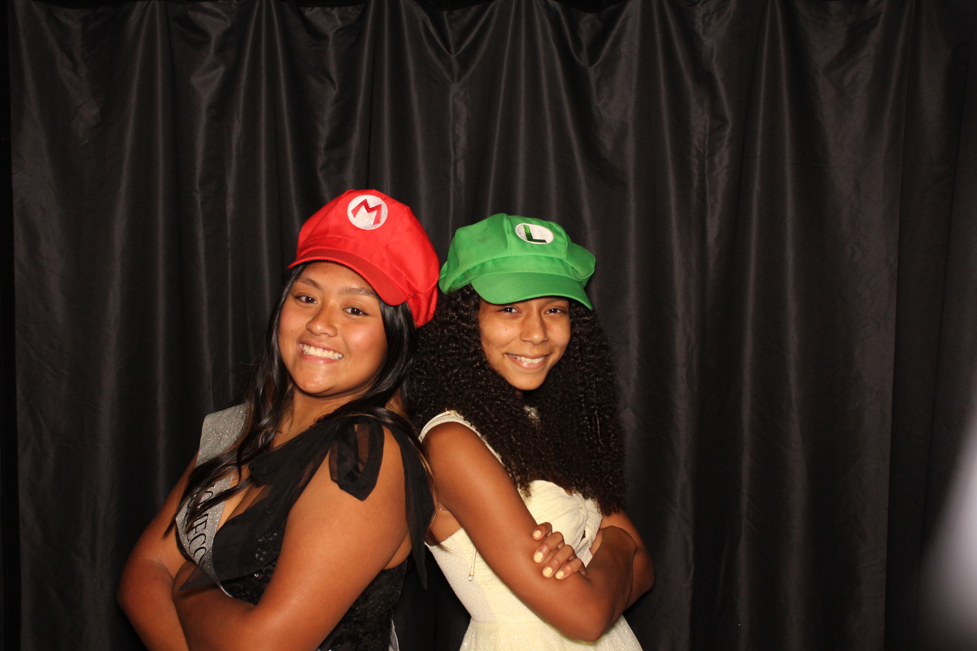 DPHS Homecoming | View more photos from the event at gallery.photoboothcincy.com/u/PhotoBoothCincy/DPHS-Homecoming