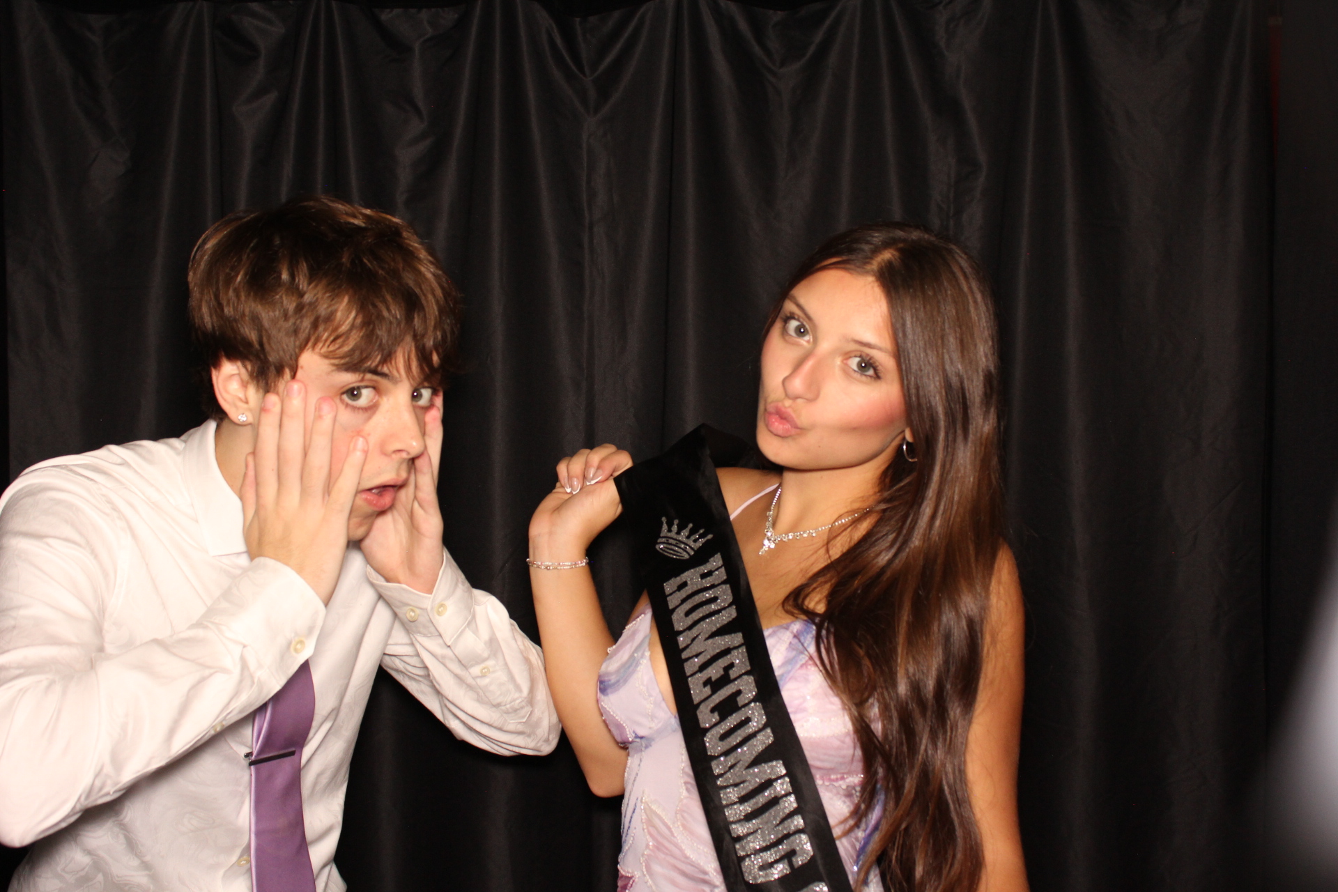 DPHS Homecoming | View more photos from the event at gallery.photoboothcincy.com/u/PhotoBoothCincy/DPHS-Homecoming