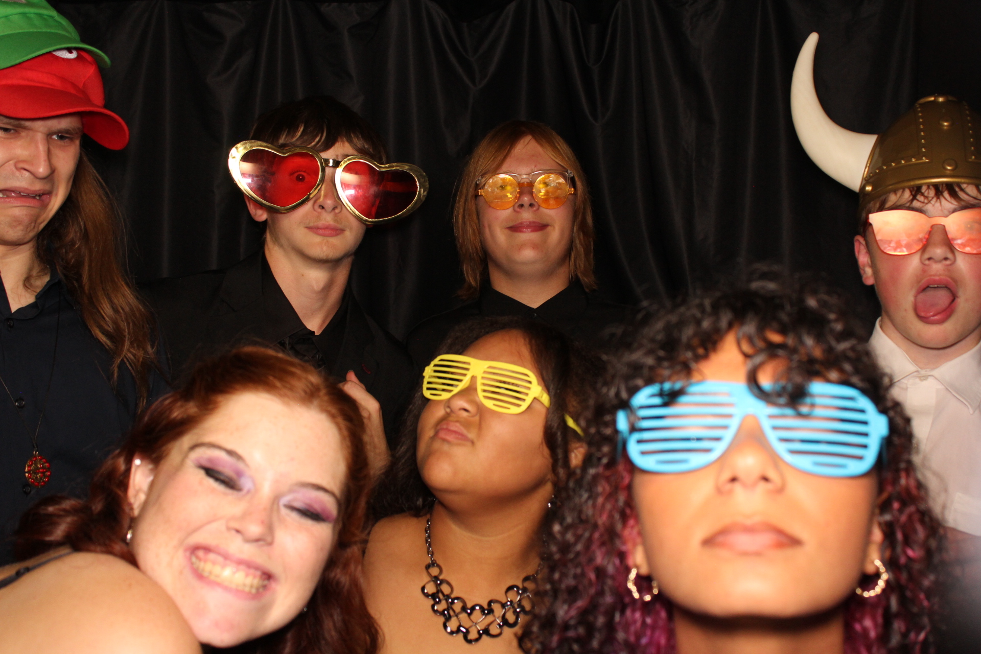 DPHS Homecoming | View more photos from the event at gallery.photoboothcincy.com/u/PhotoBoothCincy/DPHS-Homecoming