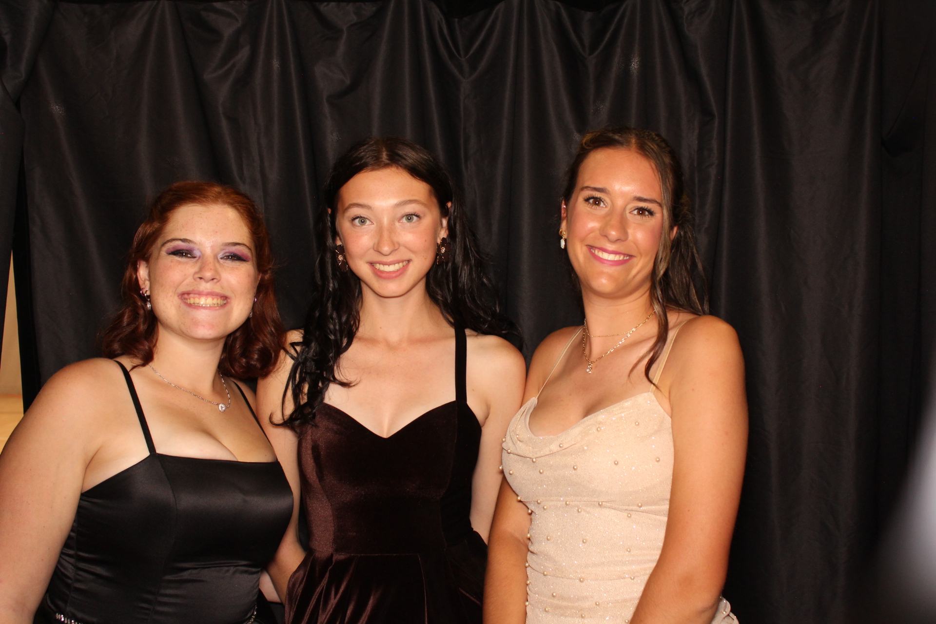DPHS Homecoming | View more photos from the event at gallery.photoboothcincy.com/u/PhotoBoothCincy/DPHS-Homecoming