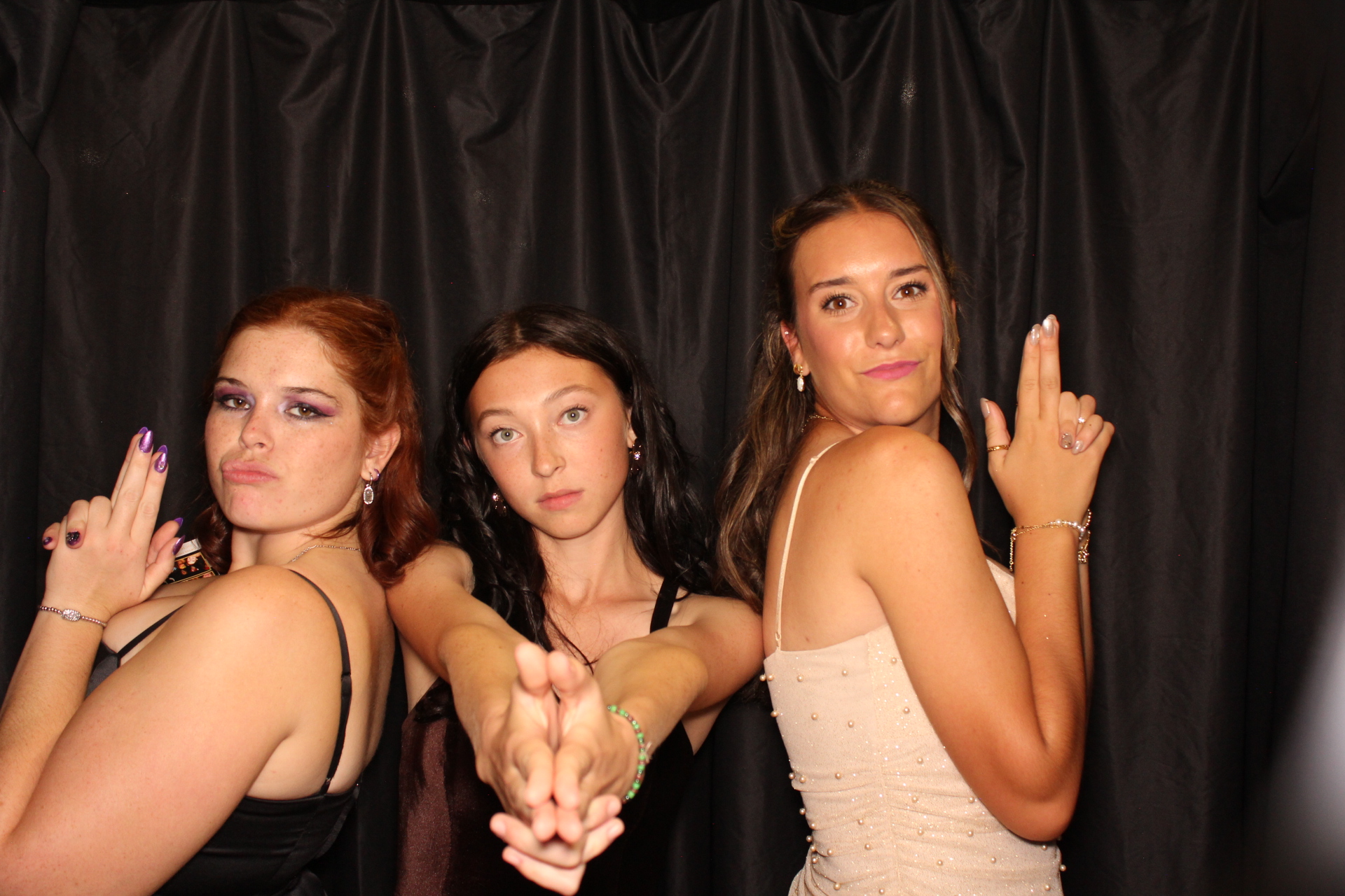 DPHS Homecoming | View more photos from the event at gallery.photoboothcincy.com/u/PhotoBoothCincy/DPHS-Homecoming