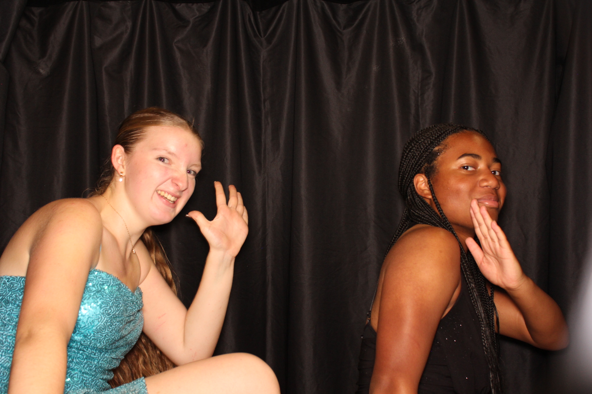 DPHS Homecoming | View more photos from the event at gallery.photoboothcincy.com/u/PhotoBoothCincy/DPHS-Homecoming