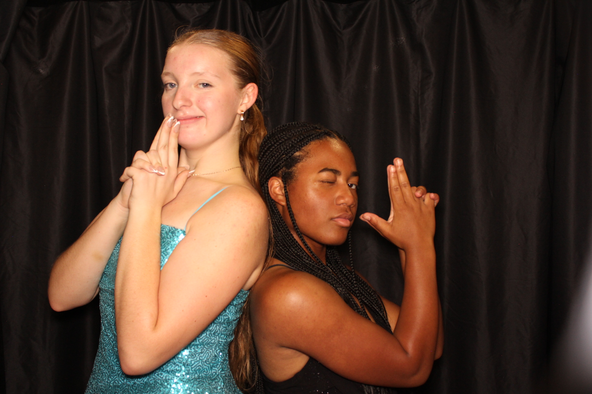 DPHS Homecoming | View more photos from the event at gallery.photoboothcincy.com/u/PhotoBoothCincy/DPHS-Homecoming