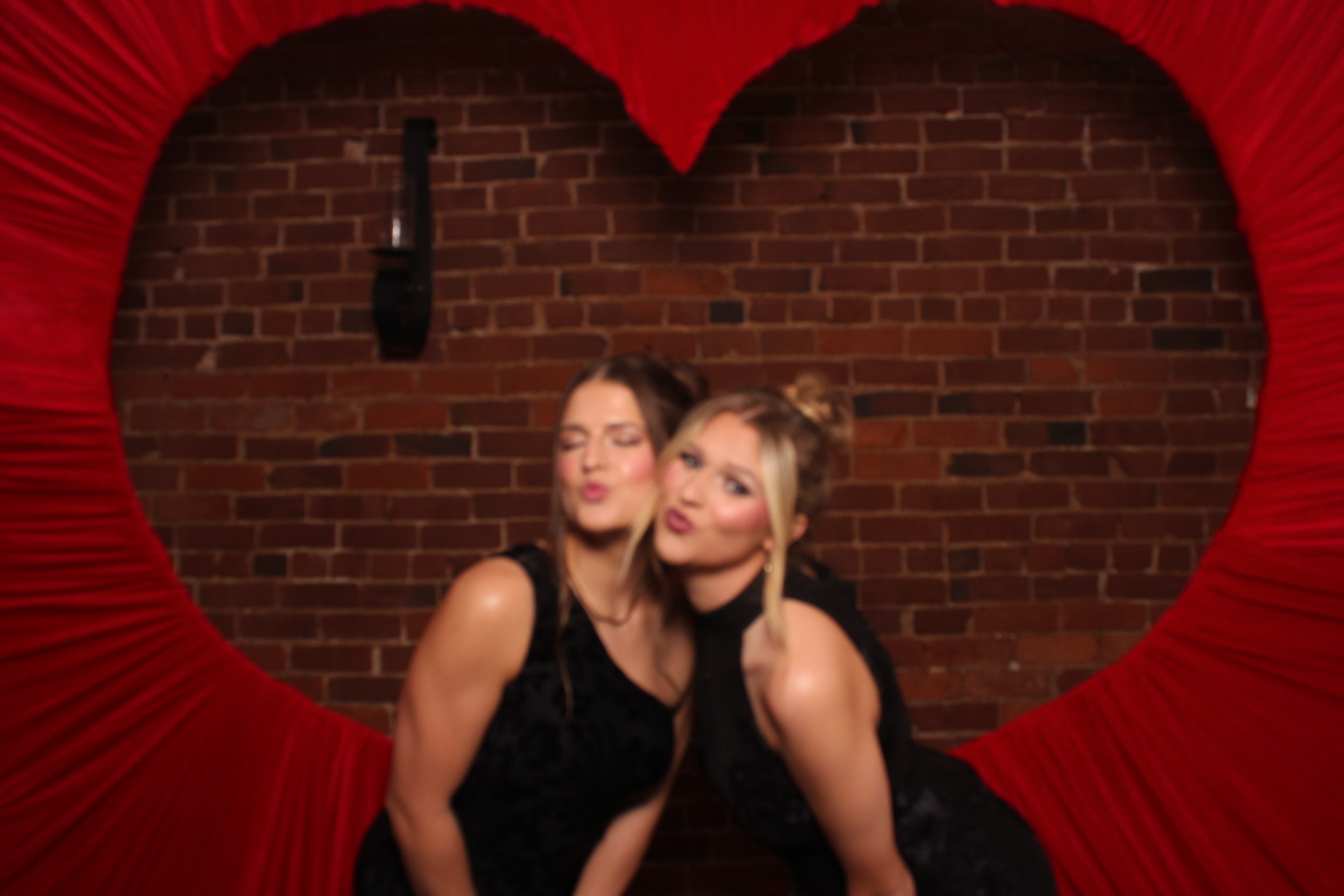 Damrons Reception | View more photos from the event at gallery.photoboothcincy.com/u/PhotoBoothCincy/Damrons-Reception