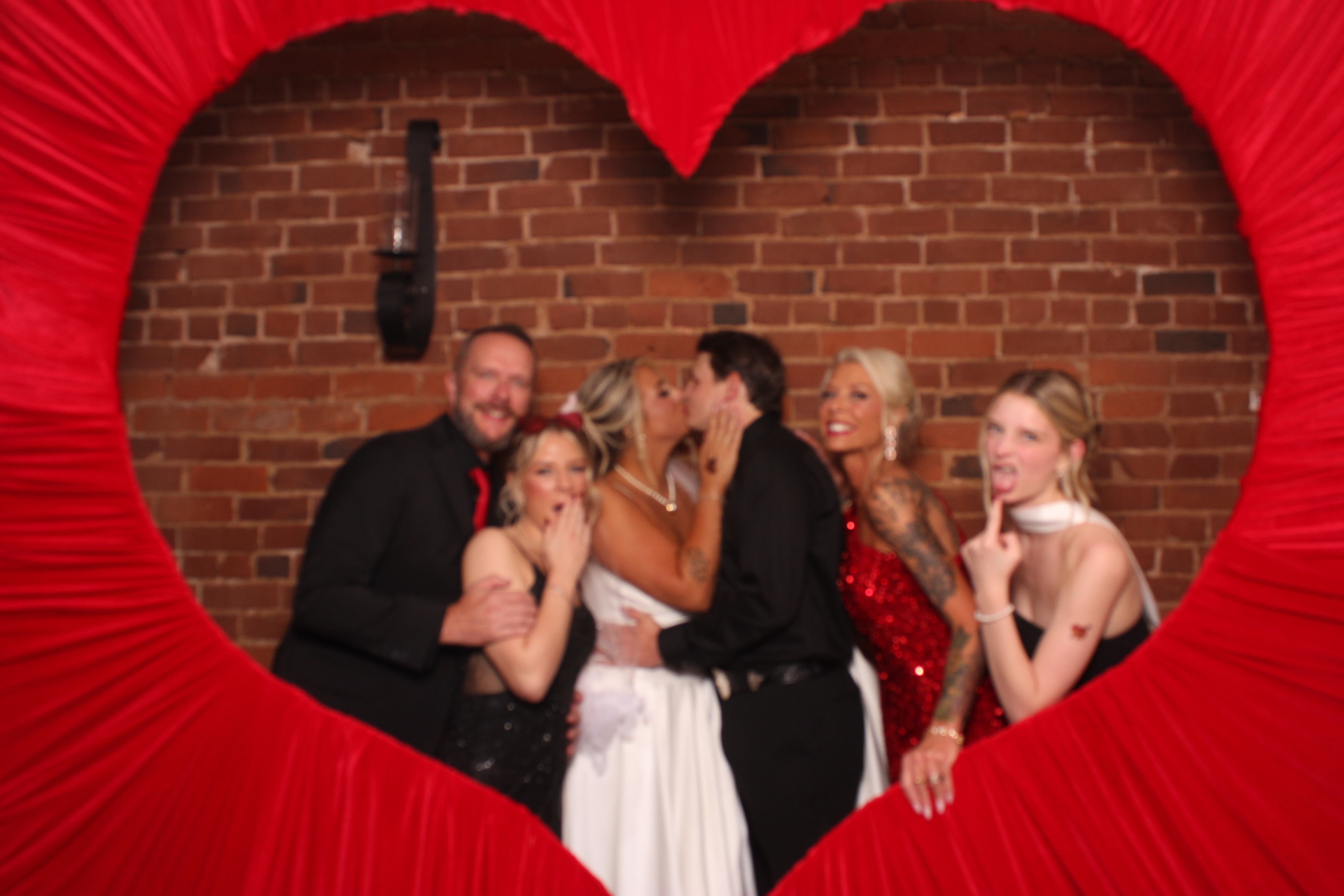 Damrons Reception | View more photos from the event at gallery.photoboothcincy.com/u/PhotoBoothCincy/Damrons-Reception