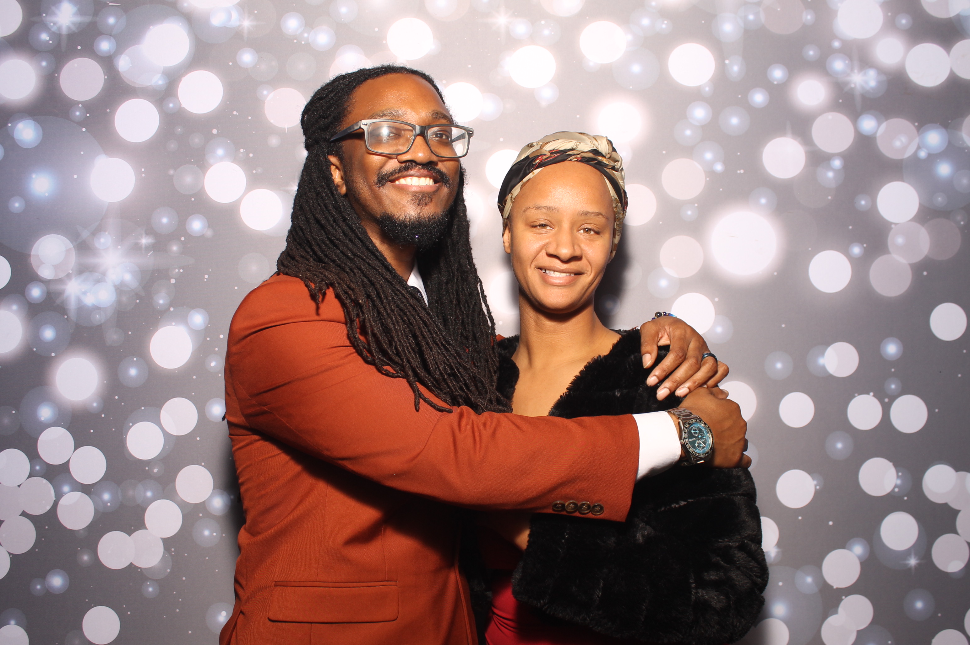 Darian & Isis | View more photos from the event at gallery.photoboothcincy.com/u/PhotoBoothCincy/Darian-Isis