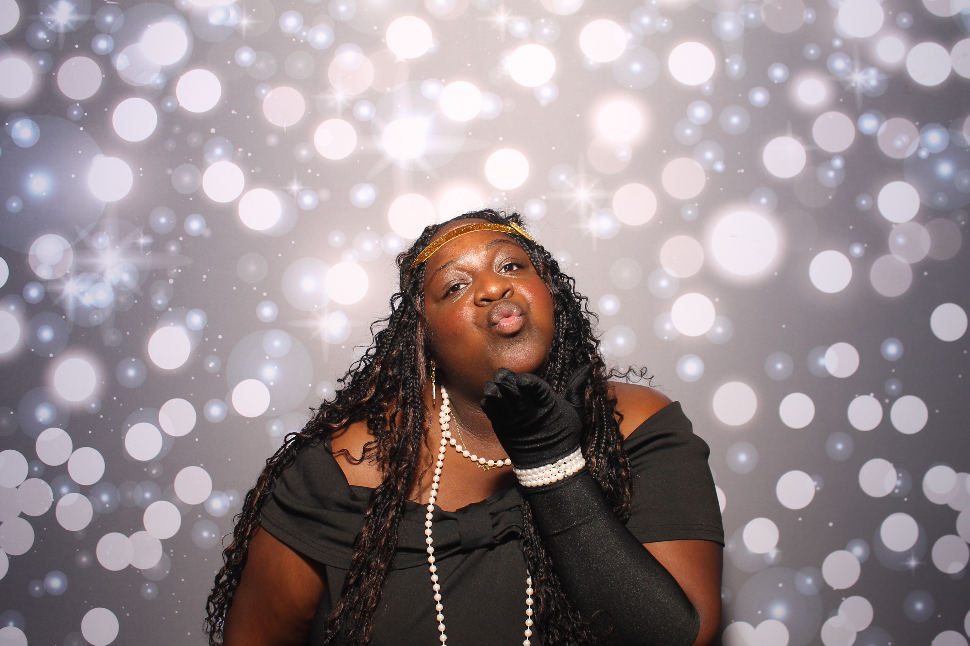Darian & Isis | View more photos from the event at gallery.photoboothcincy.com/u/PhotoBoothCincy/Darian-Isis
