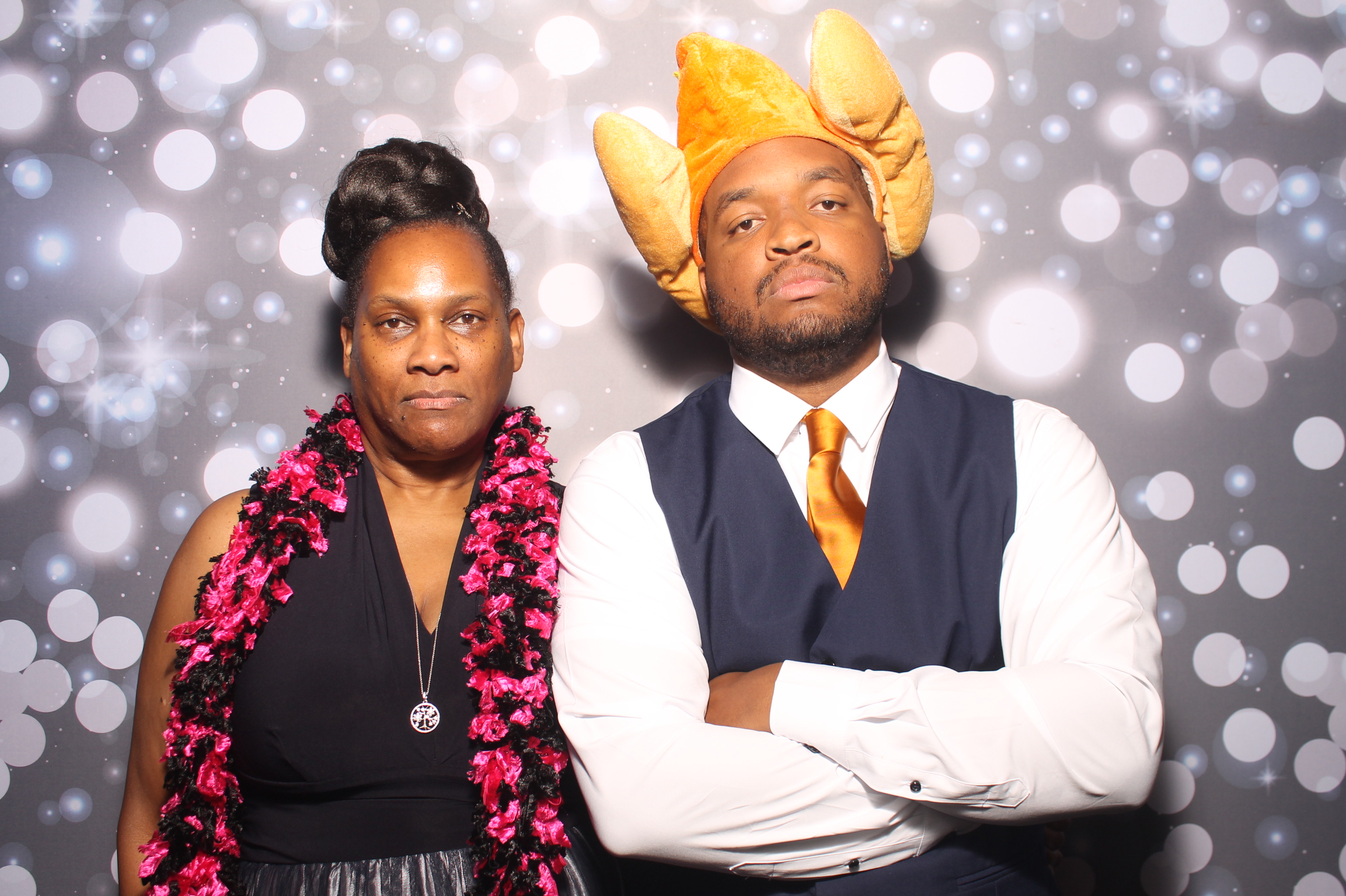 Darian & Isis | View more photos from the event at gallery.photoboothcincy.com/u/PhotoBoothCincy/Darian-Isis