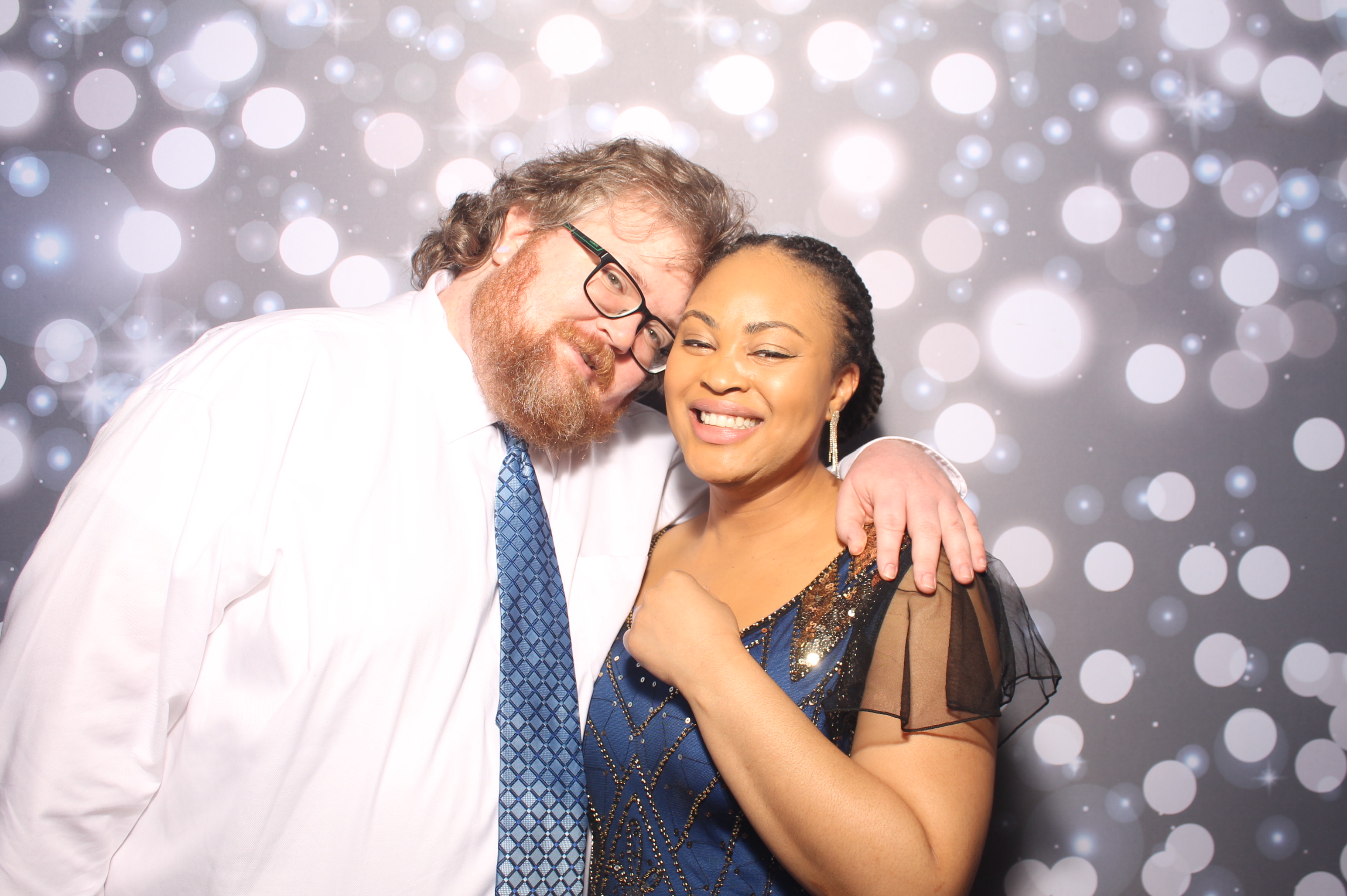 Darian & Isis | View more photos from the event at gallery.photoboothcincy.com/u/PhotoBoothCincy/Darian-Isis