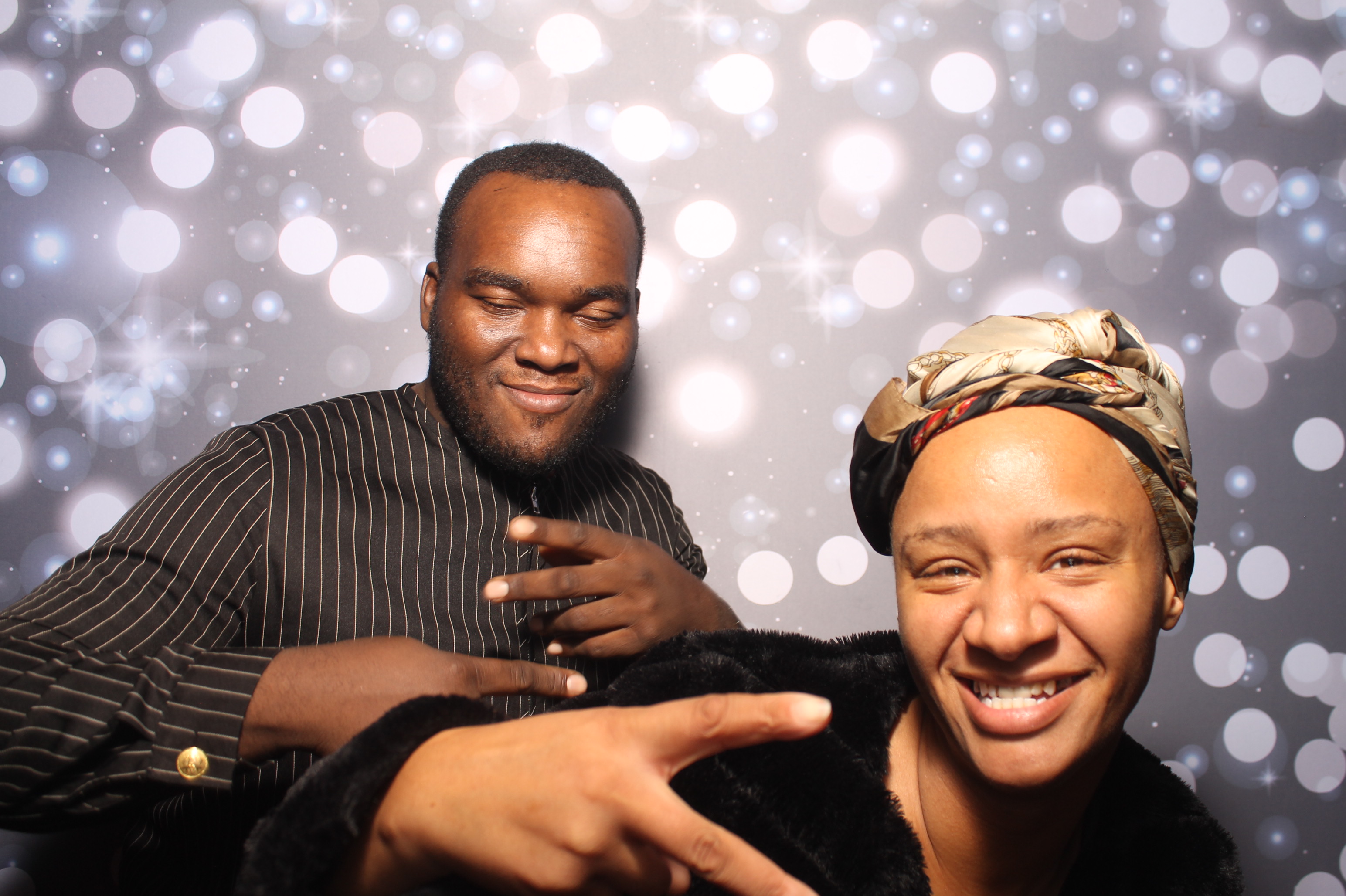 Darian & Isis | View more photos from the event at gallery.photoboothcincy.com/u/PhotoBoothCincy/Darian-Isis
