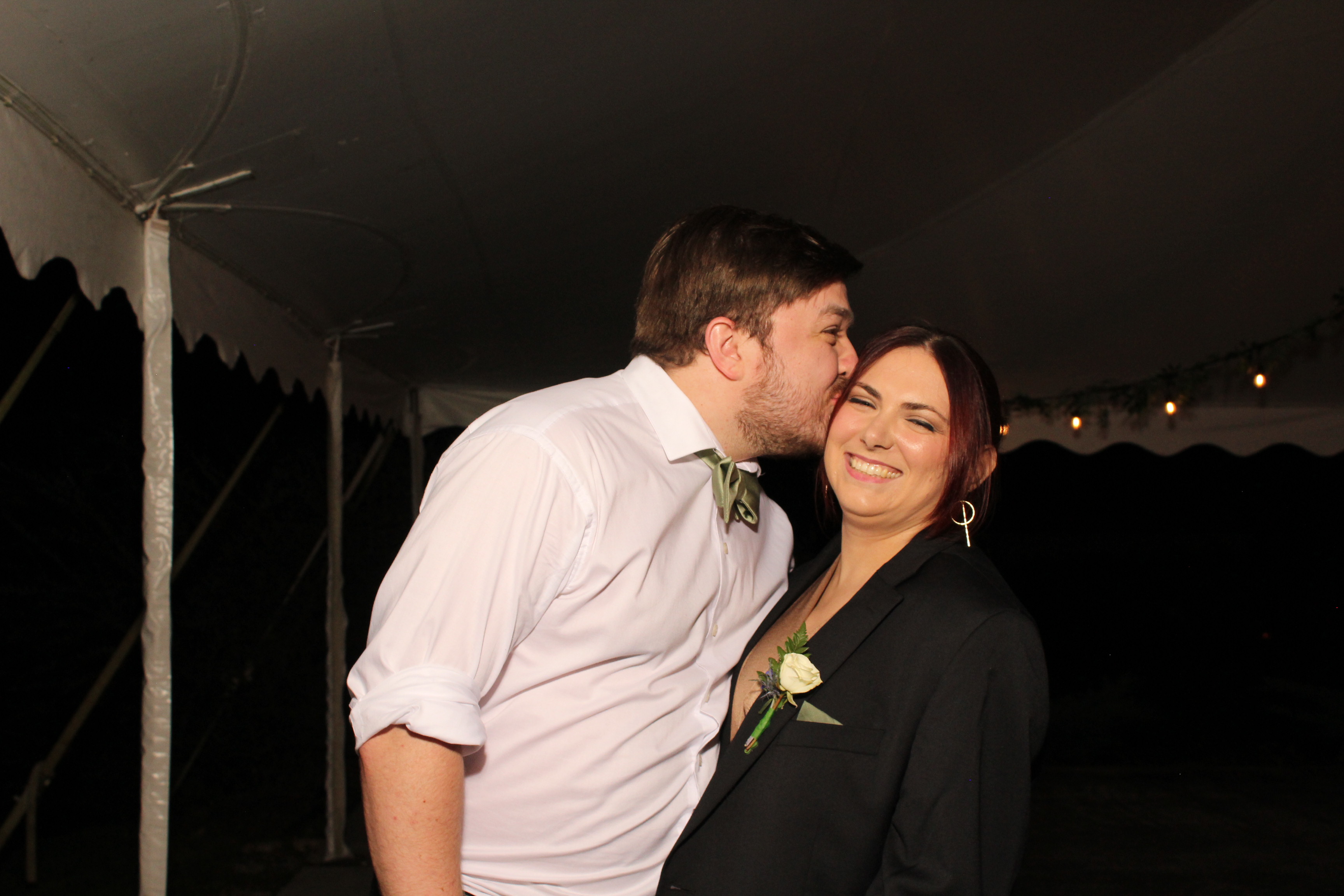 David & Lauren Reception | View more photos from the event at gallery.photoboothcincy.com/u/PhotoBoothCincy/David-Lauren-Reception