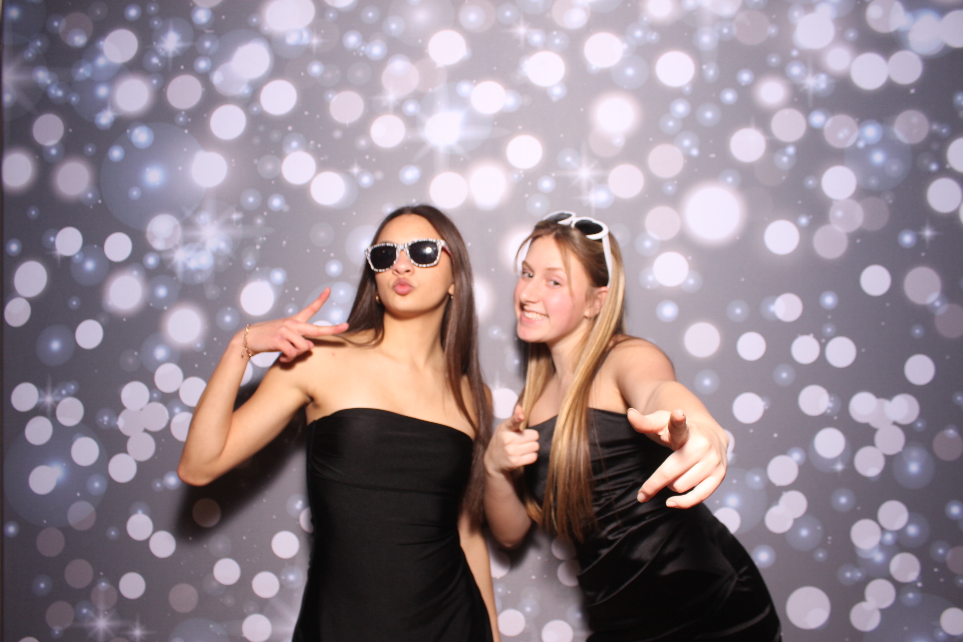 Deer Park Gala | View more photos from the event at gallery.photoboothcincy.com/u/PhotoBoothCincy/Deer-Park-Gala